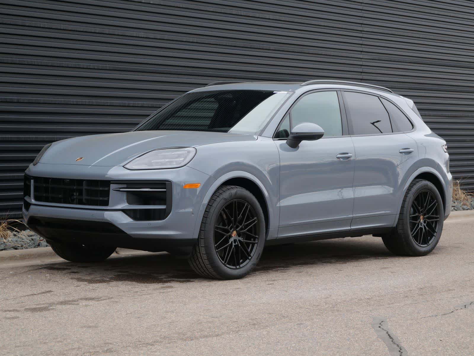Thumbnail: 2026 Porsche Cayenne - 1
