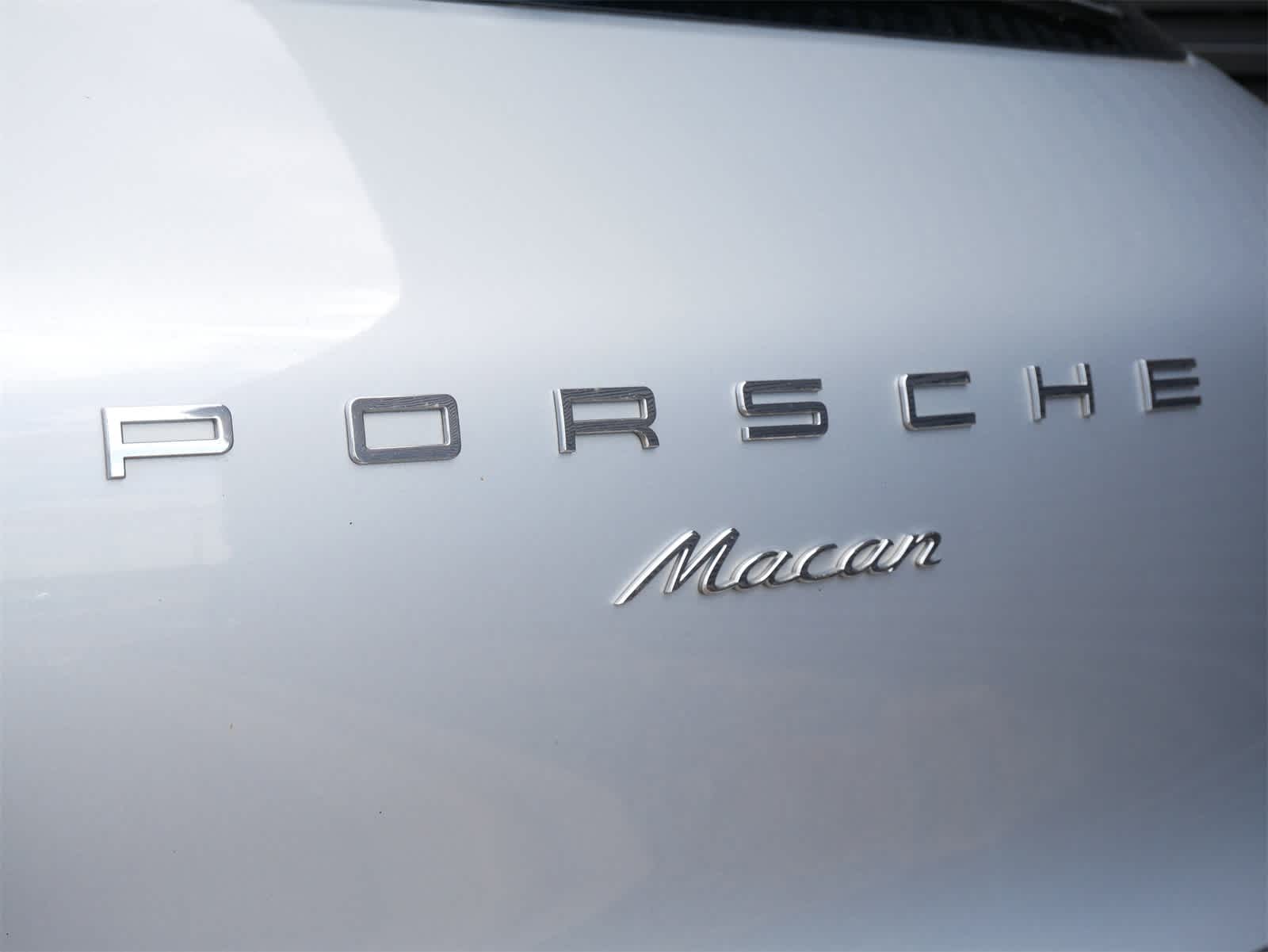 Thumbnail: 2018 Porsche Macan - 23