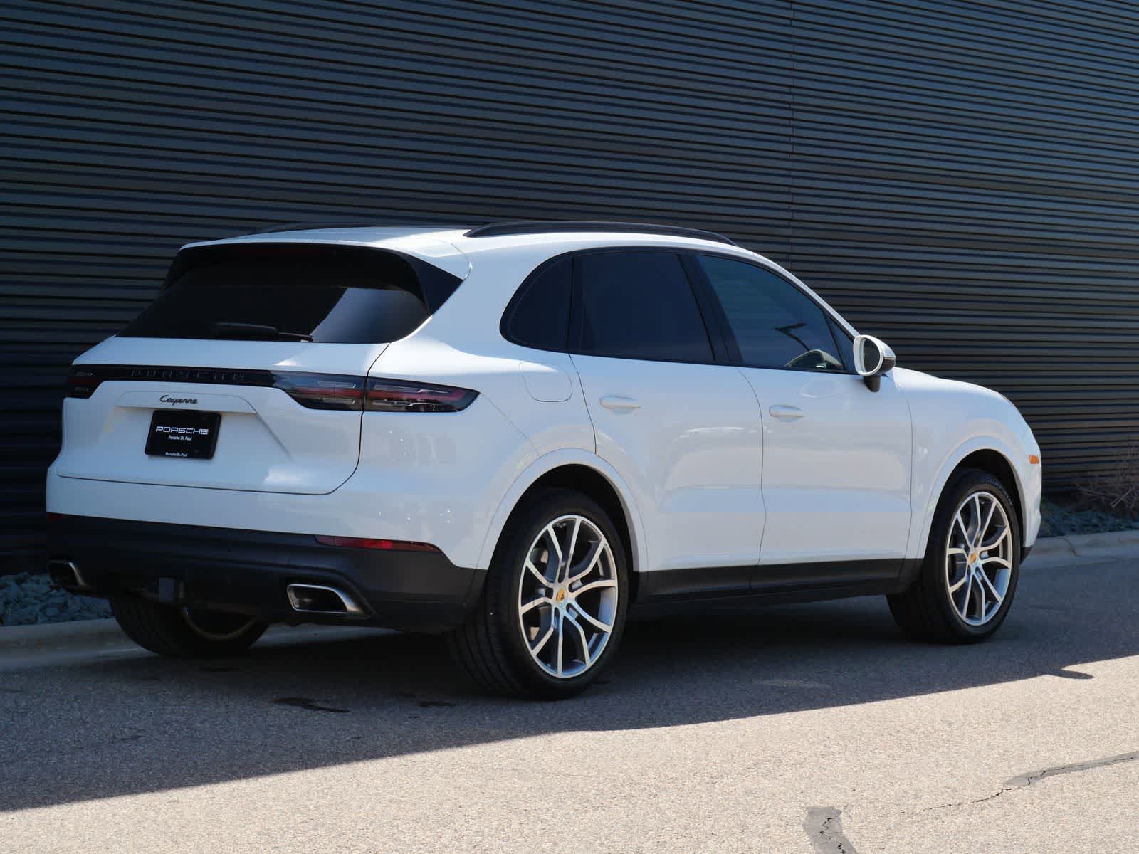 Thumbnail: 2021 Porsche Cayenne - 26