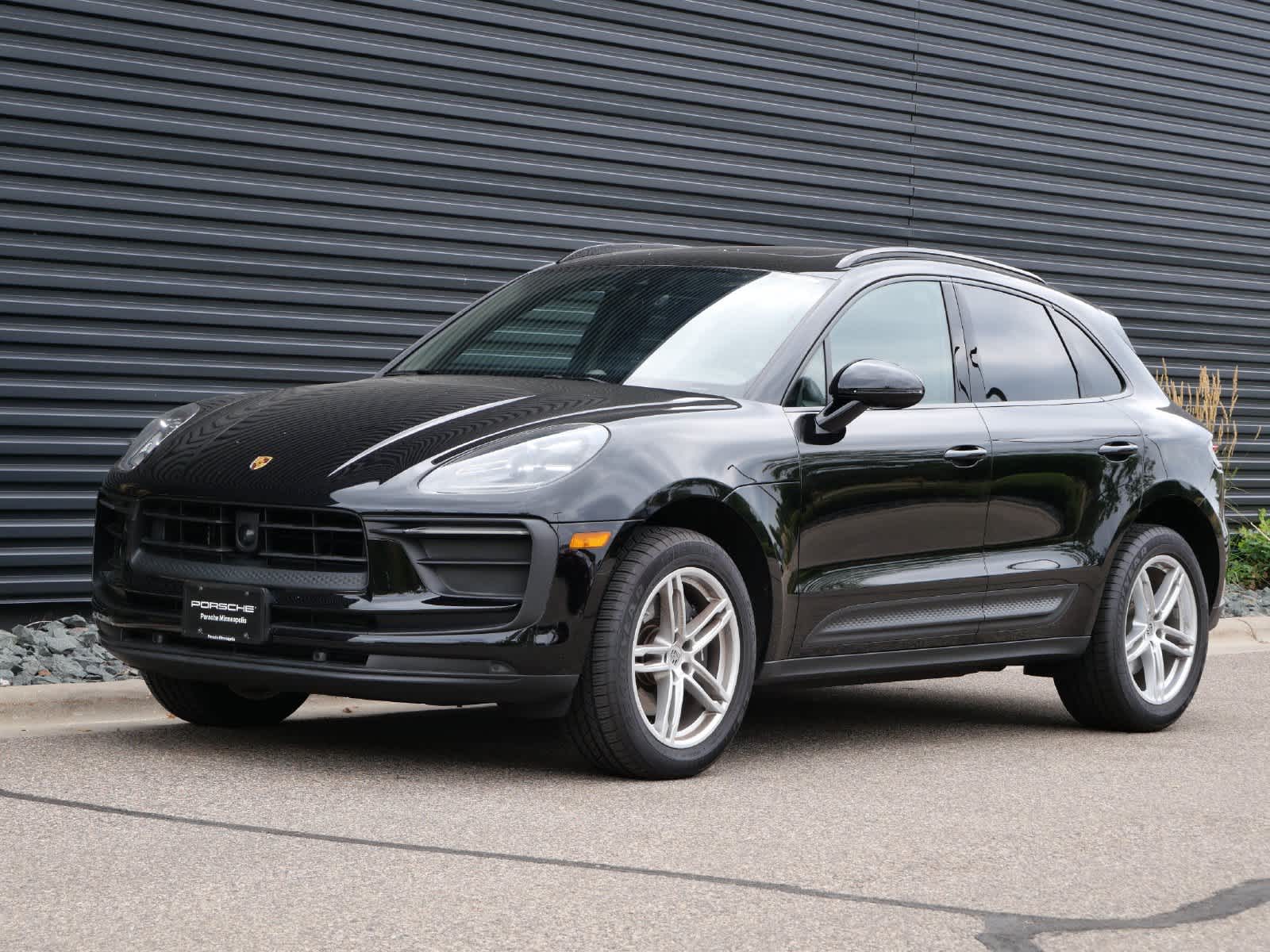 2025 Porsche Macan