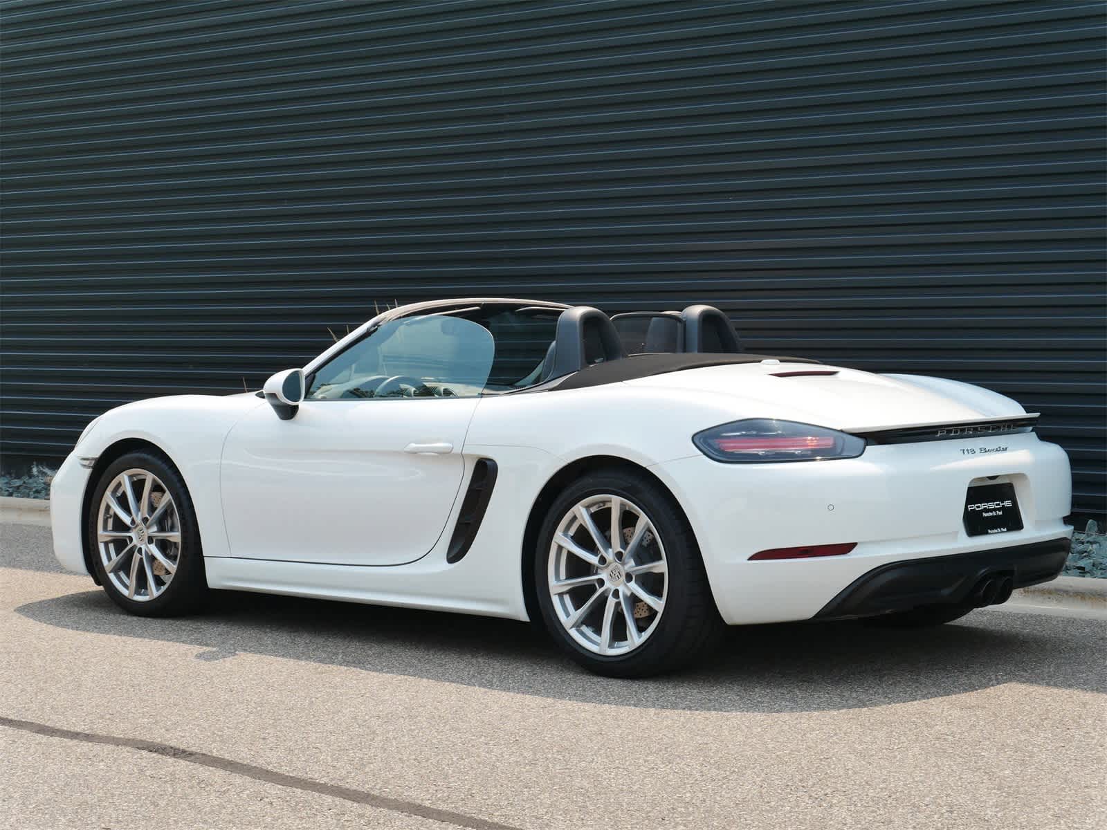 Thumbnail: 2018 Porsche 718 Boxster - 3