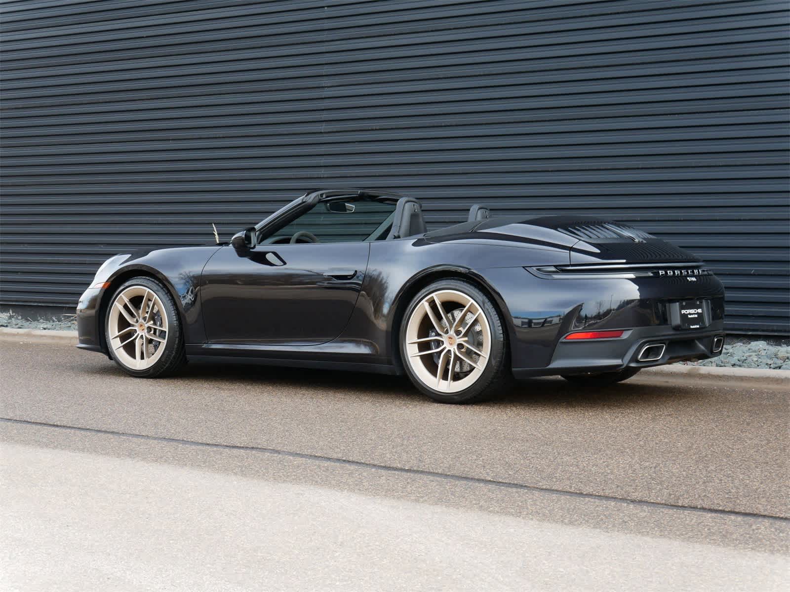 Thumbnail: 2025 Porsche 911 - 3