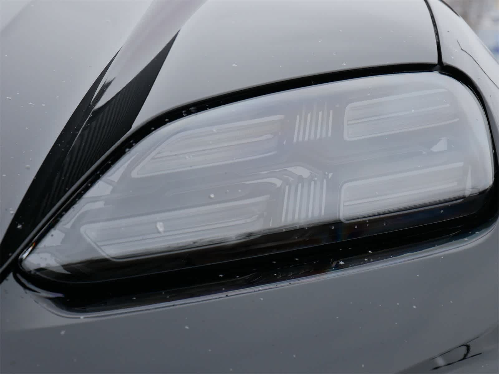 Thumbnail: 2025 Porsche Macan - 6