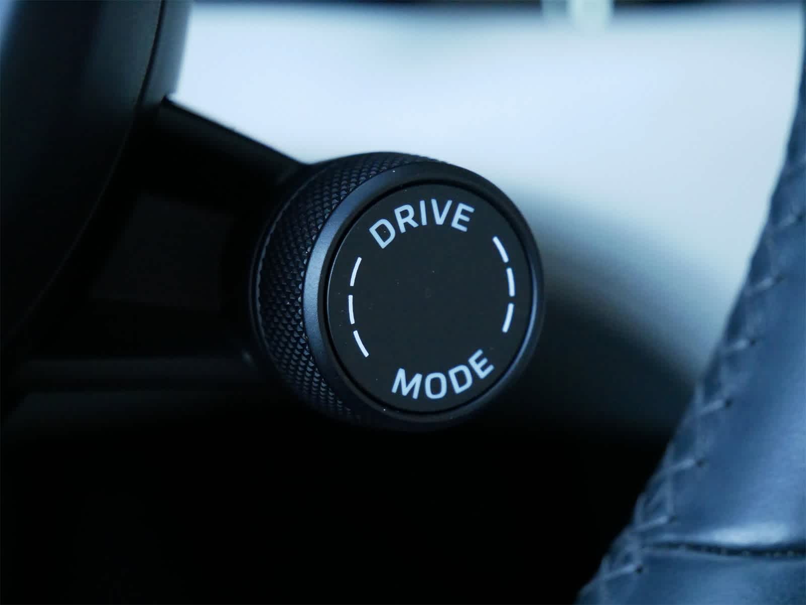 Thumbnail: 2023 Porsche Taycan - 21