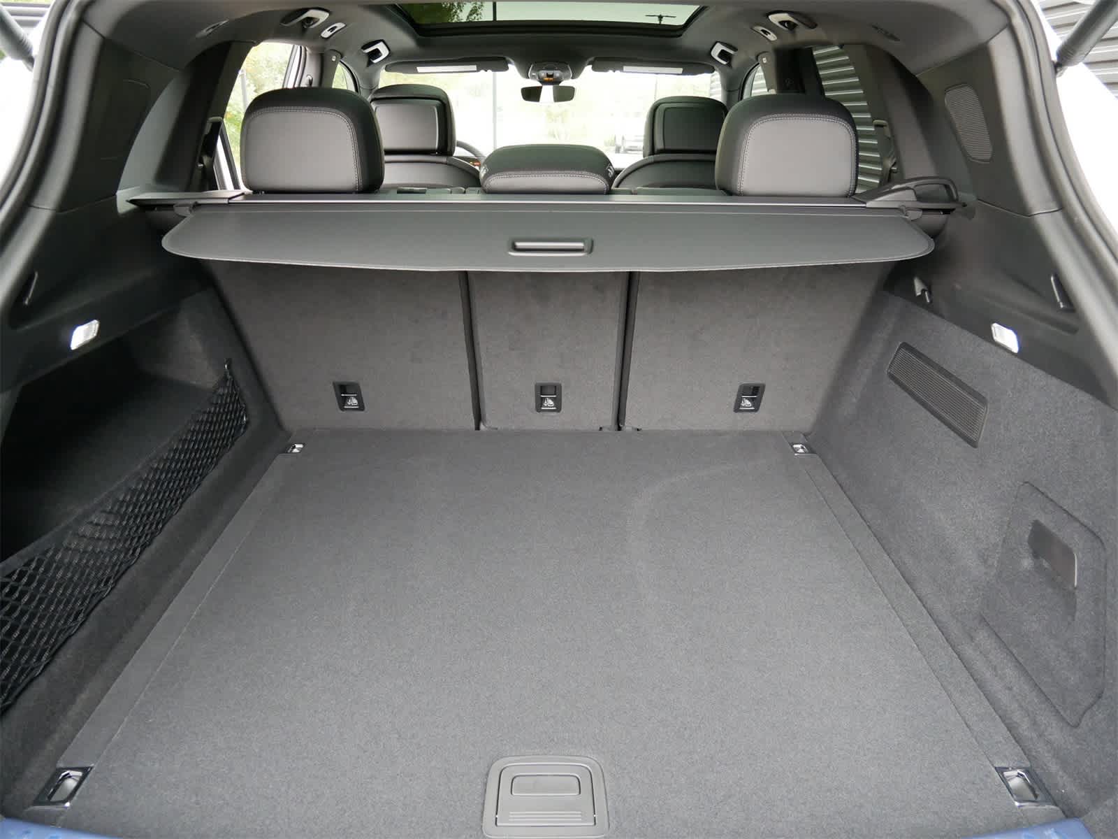 Thumbnail: 2026 Porsche Cayenne - 7