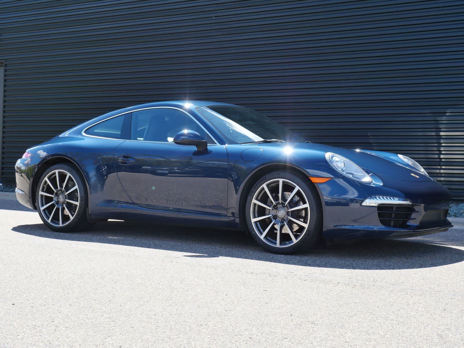 Thumbnail: 2014 Porsche 911 - 27