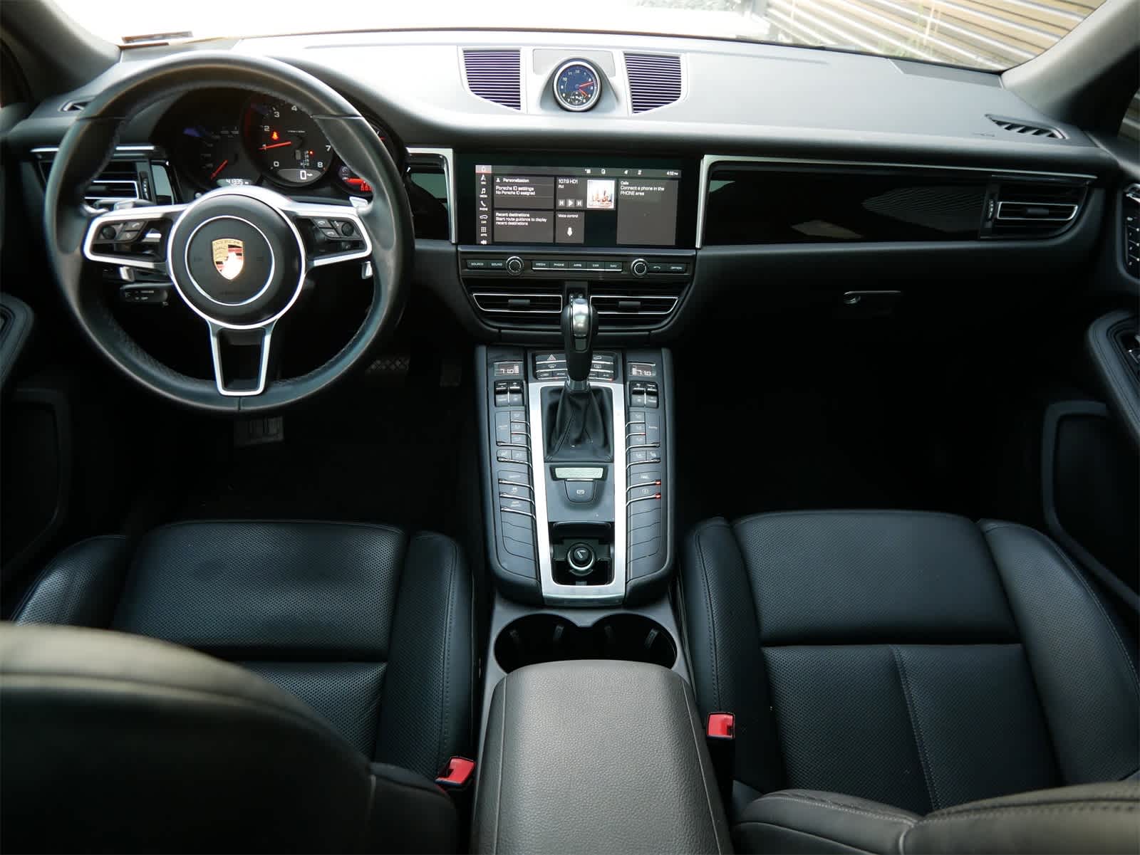 Thumbnail: 2021 Porsche Macan - 7
