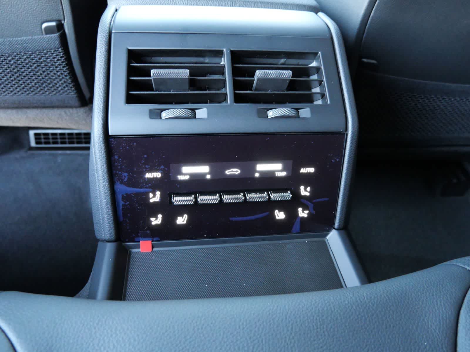 Thumbnail: 2026 Porsche Panamera - 13