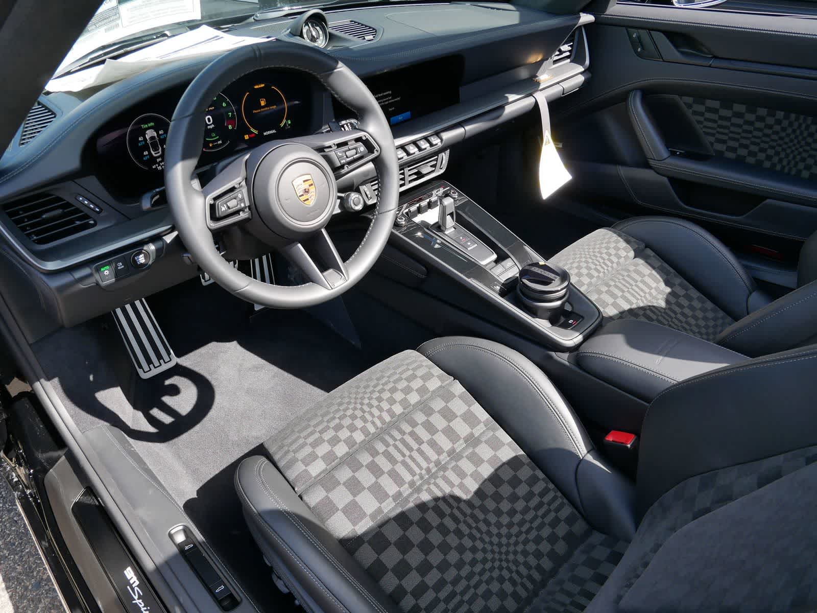 Thumbnail: 2026 Porsche 911 - 5