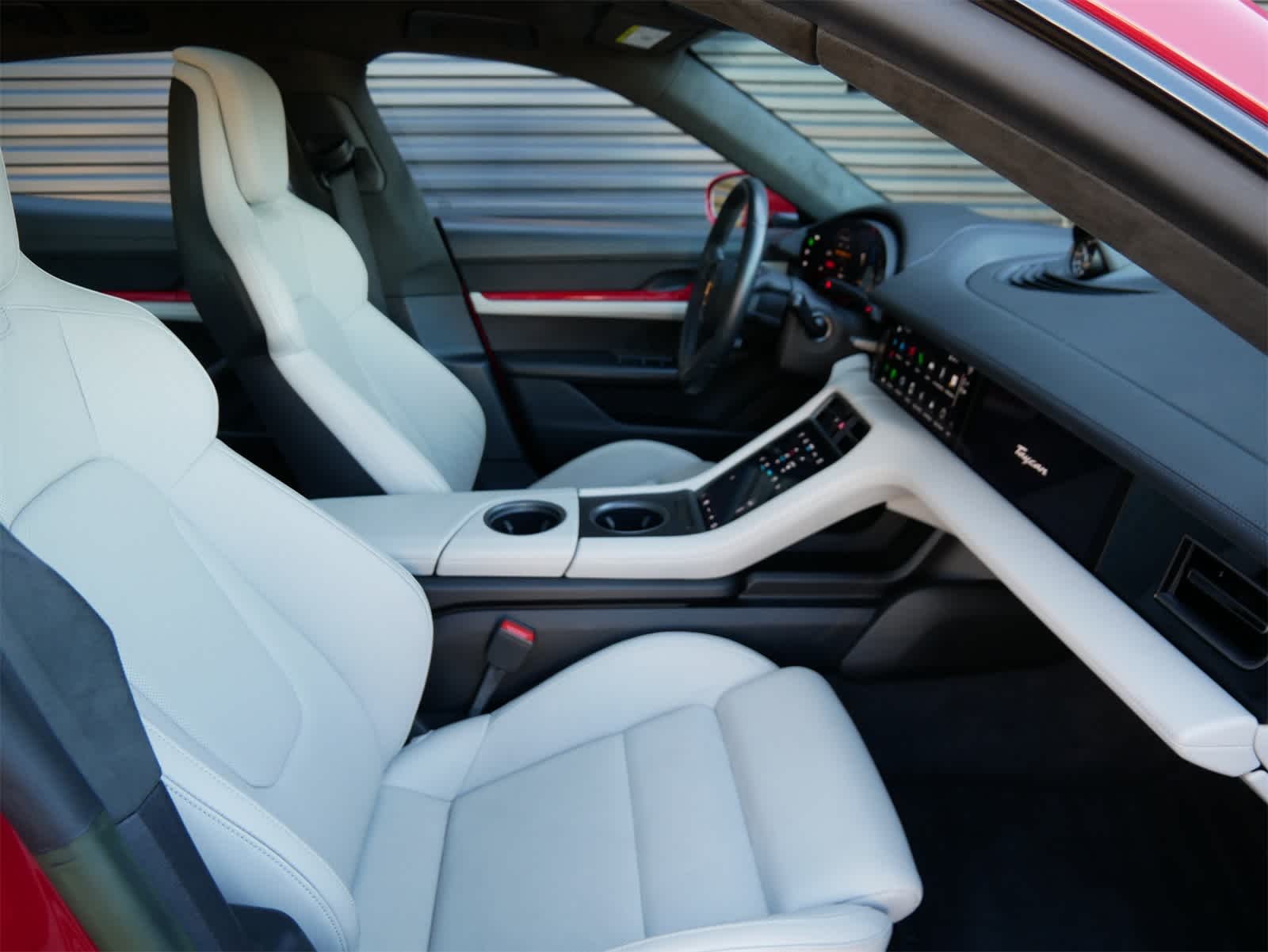 Thumbnail: 2023 Porsche Taycan - 29