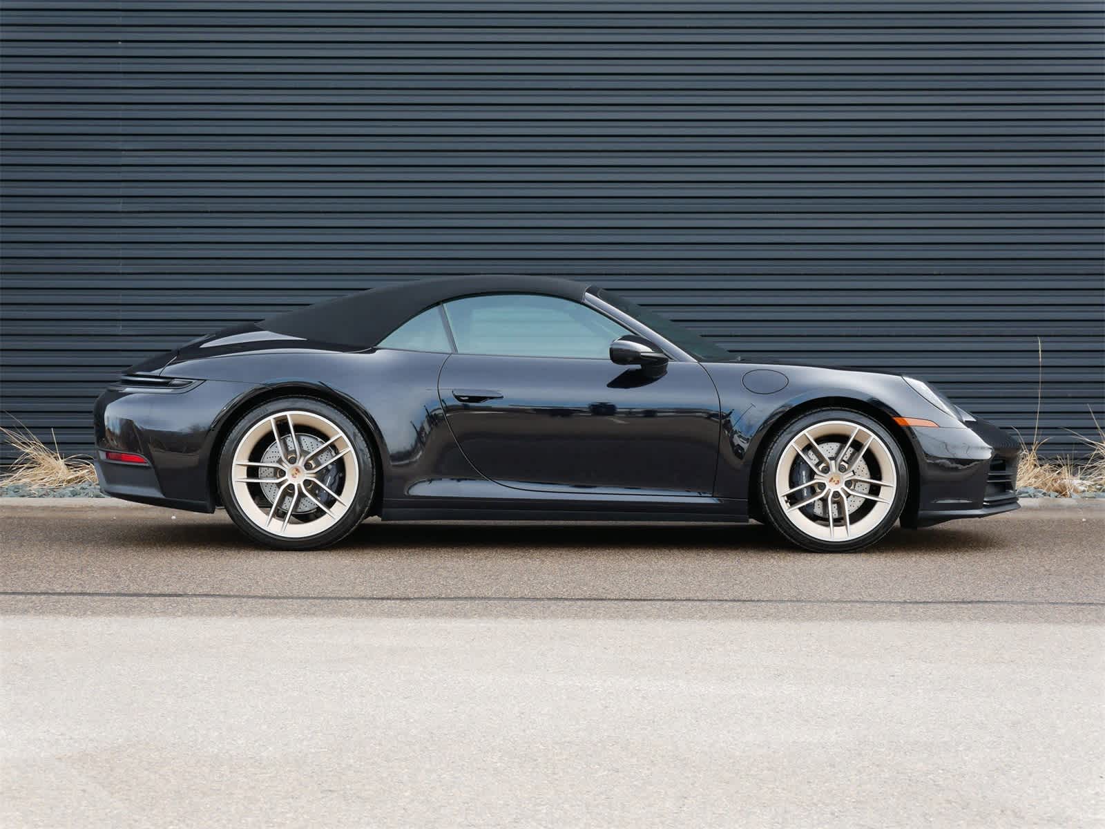 Thumbnail: 2025 Porsche 911 - 27