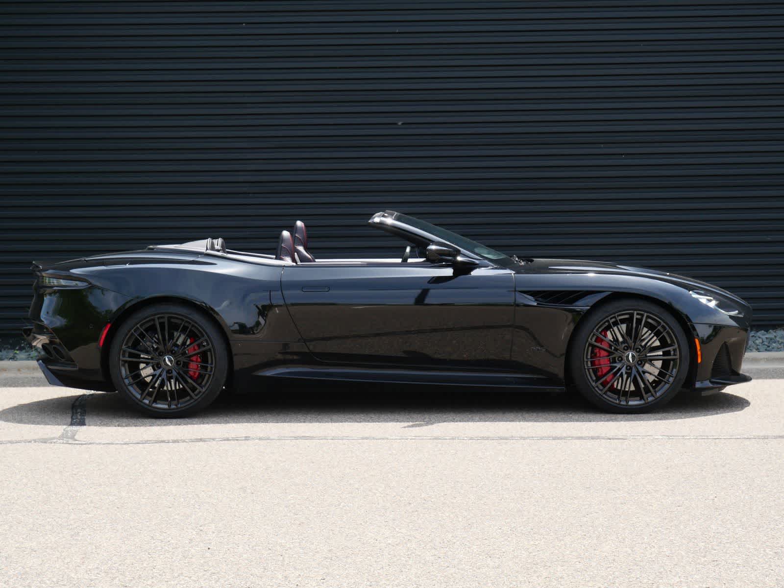 Thumbnail: 2023 Aston Martin DBS - 26