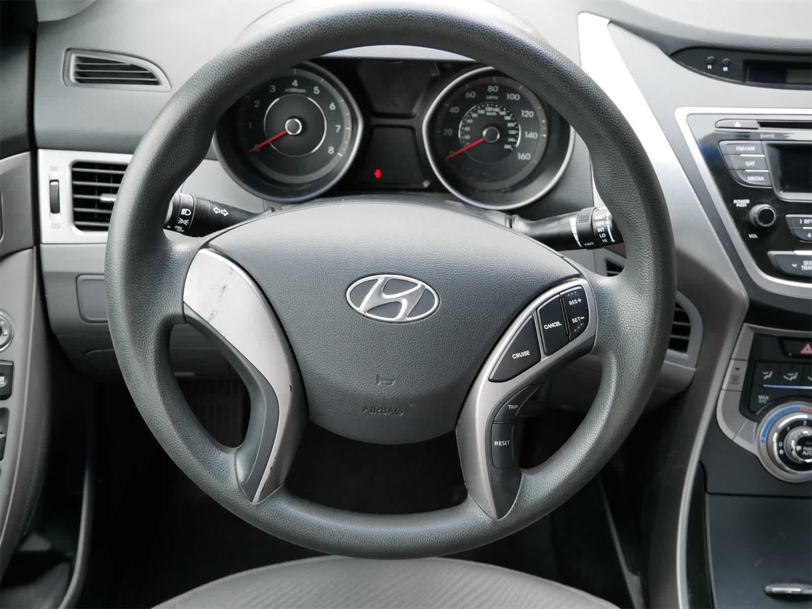 Thumbnail: 2013 Hyundai Elantra - 8