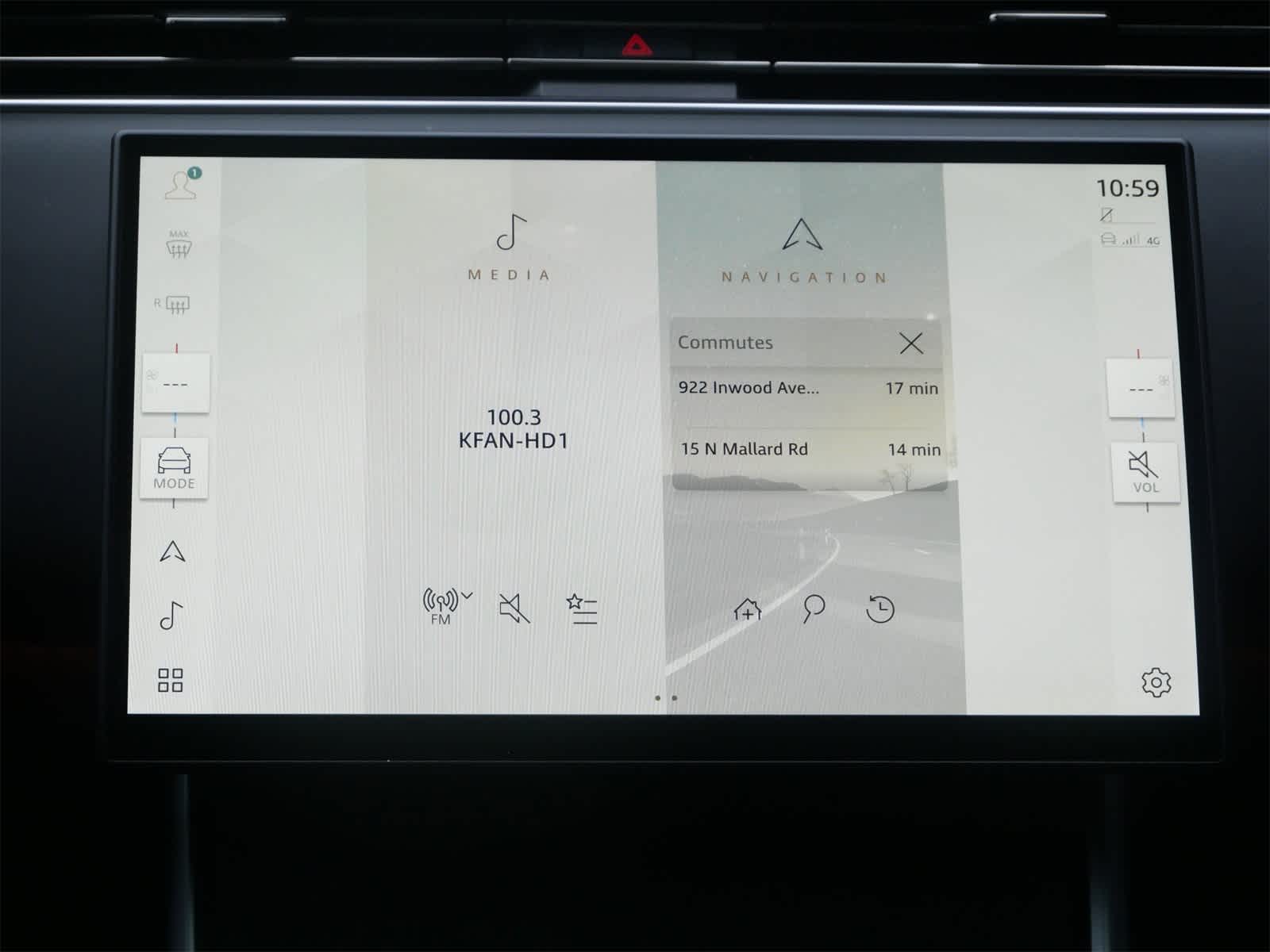 Thumbnail: 2025 Land Rover Range Rover - 12