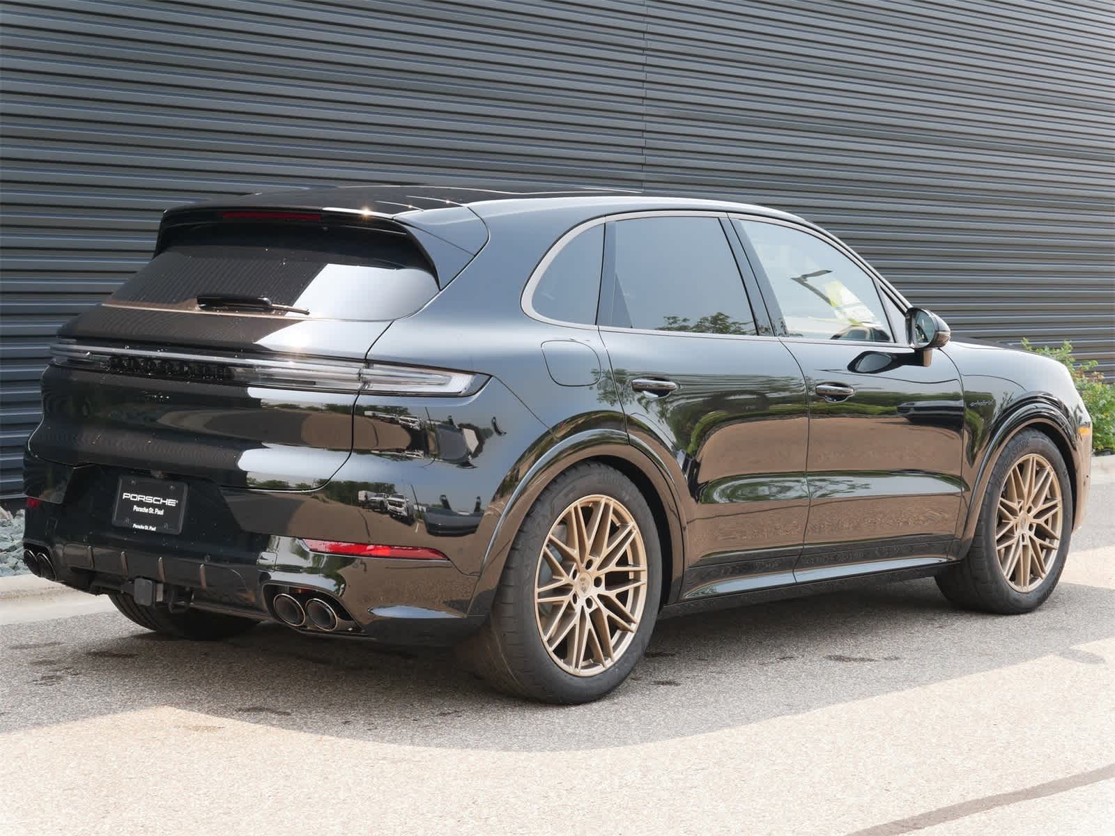 Thumbnail: 2025 Porsche Cayenne - 23