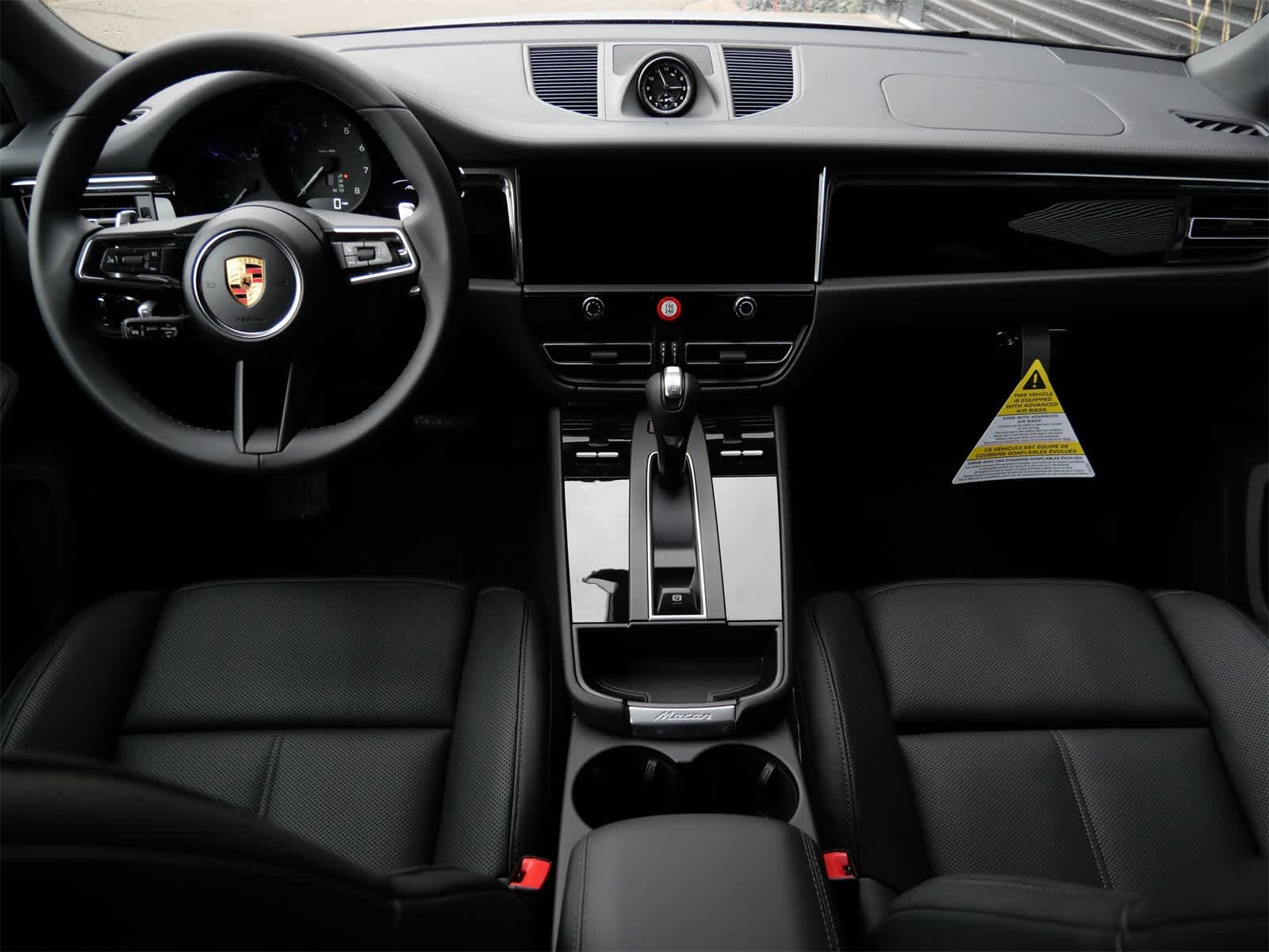 Thumbnail: 2026 Porsche Macan - 8