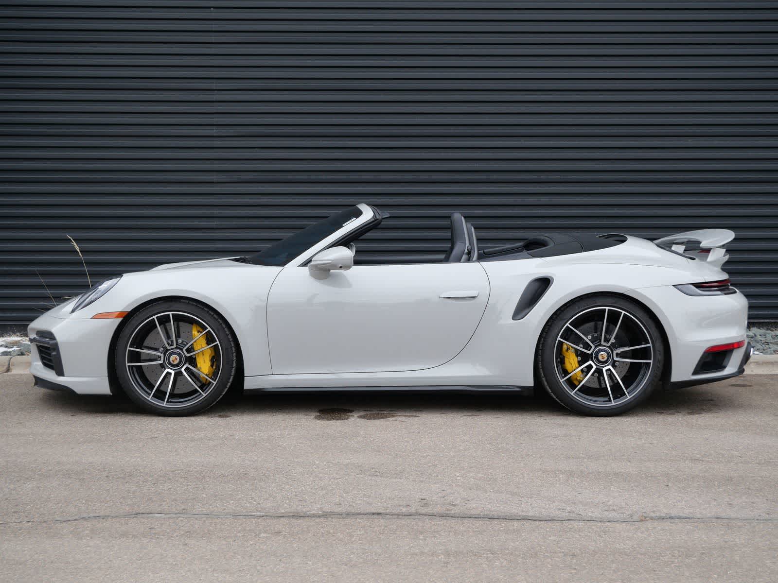 Thumbnail: 2024 Porsche 911 - 2