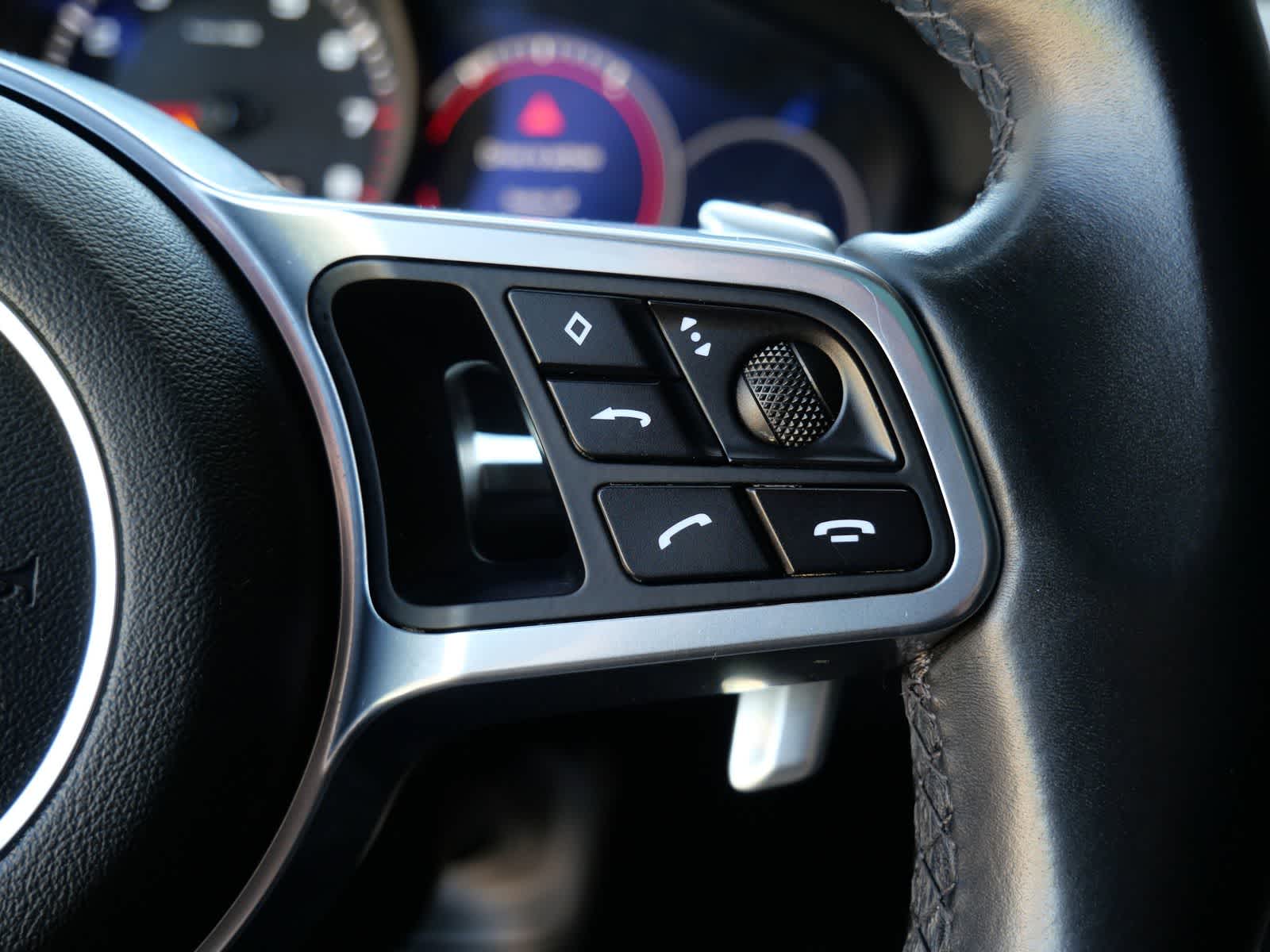 Thumbnail: 2021 Porsche Cayenne - 22