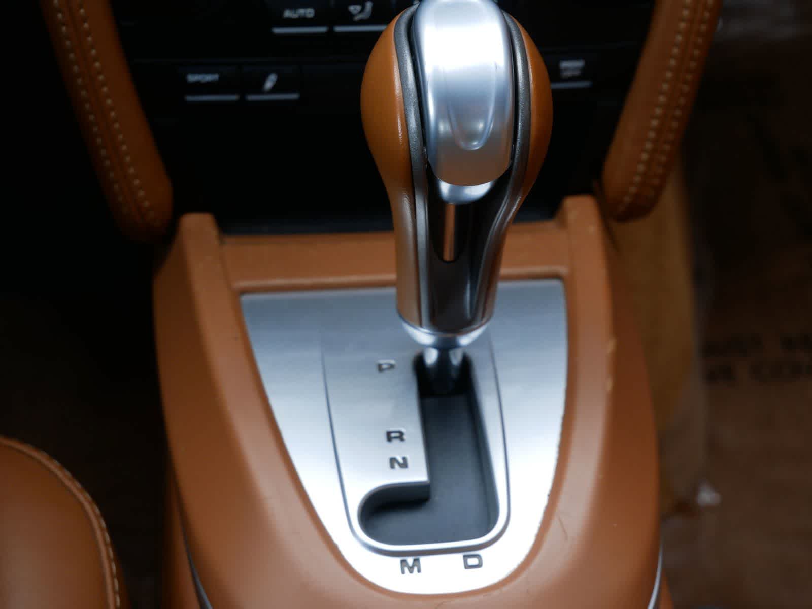 Thumbnail: 2009 Porsche 911 - 22