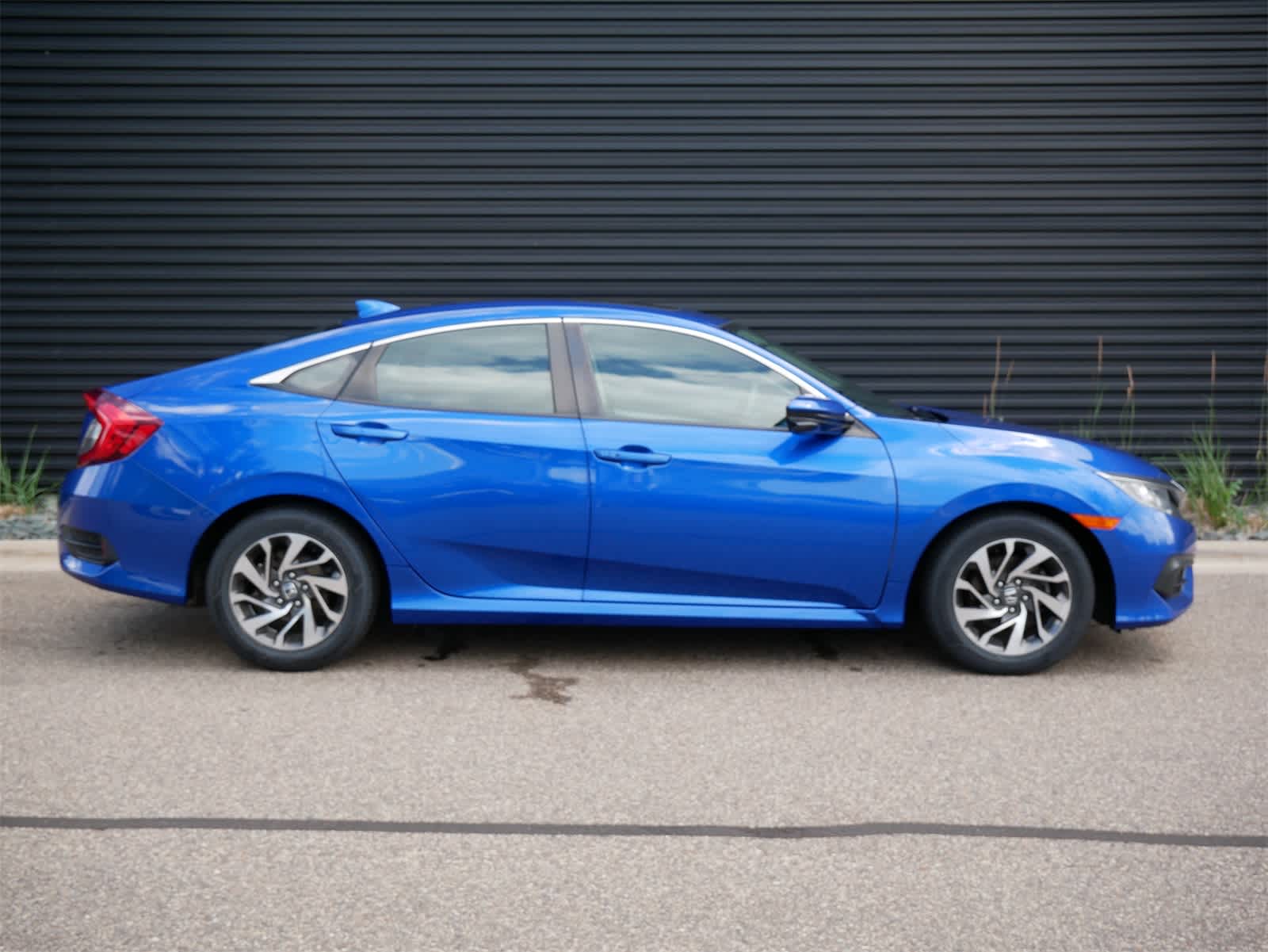 Thumbnail: 2017 Honda Civic - 26