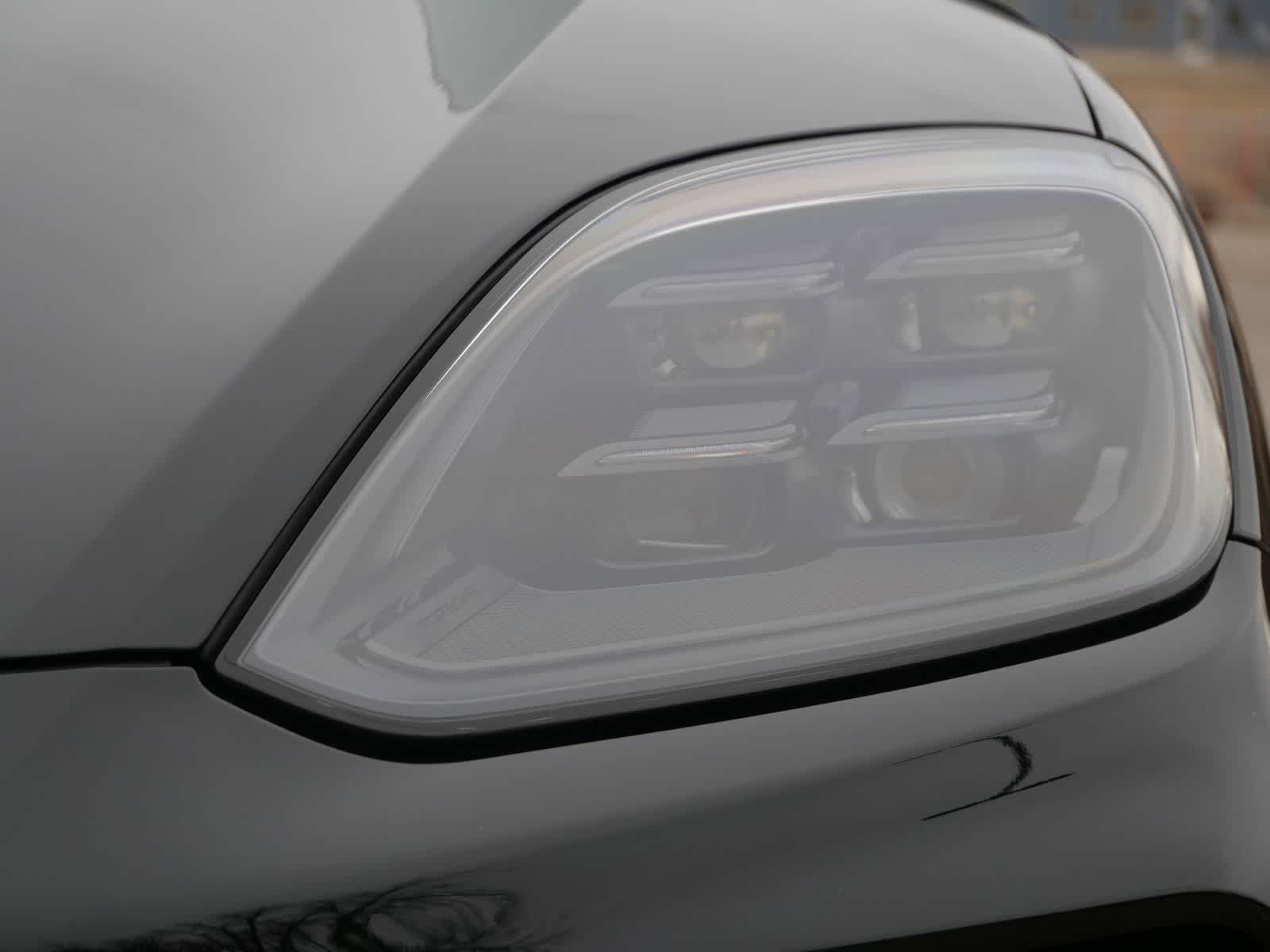 Thumbnail: 2026 Porsche Cayenne - 6