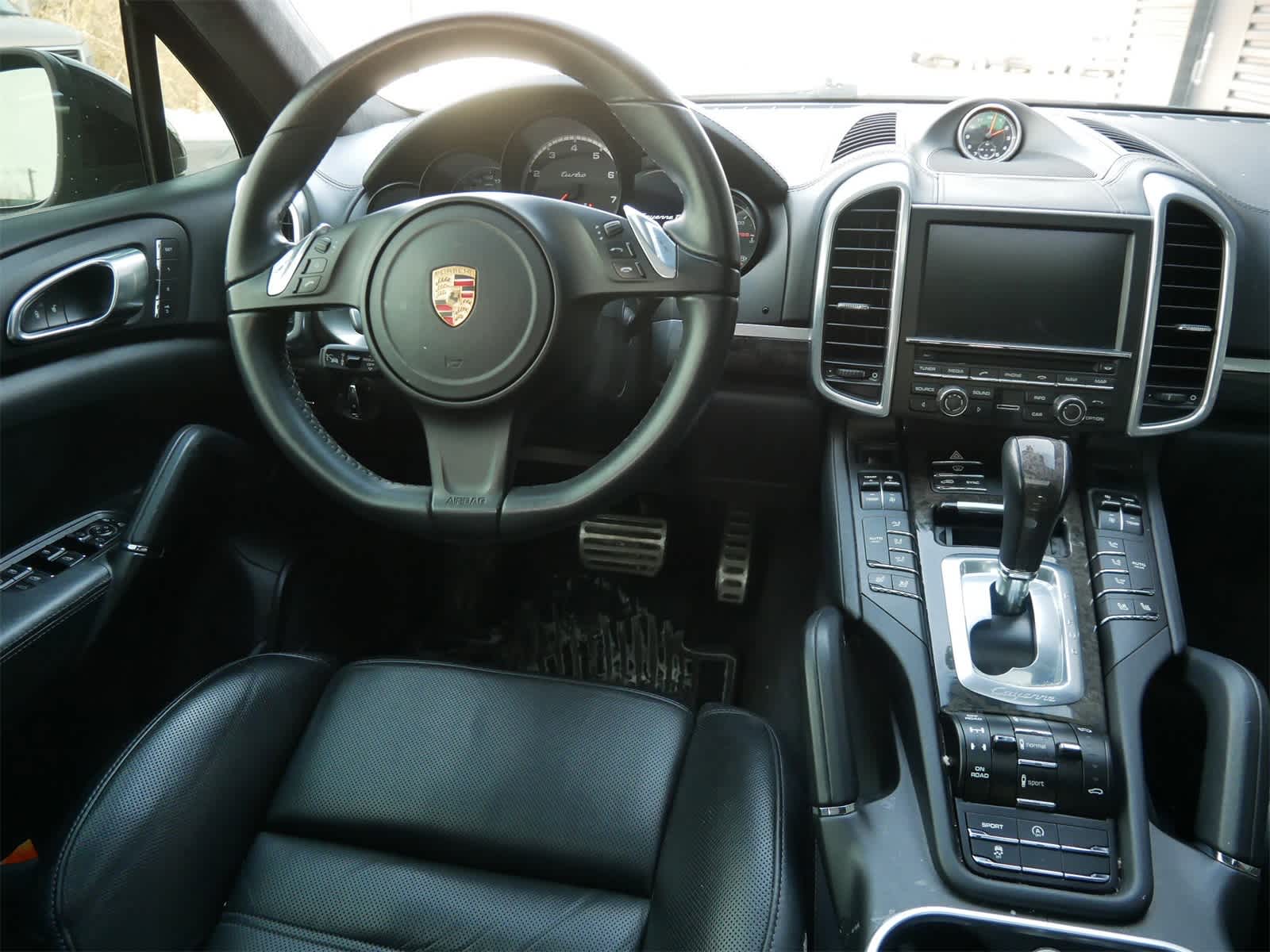 Thumbnail: 2014 Porsche Cayenne - 12