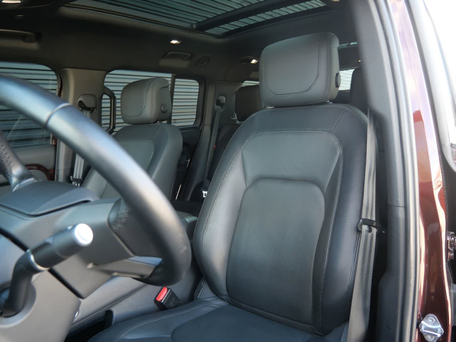 Thumbnail: 2024 Land Rover Defender - 5