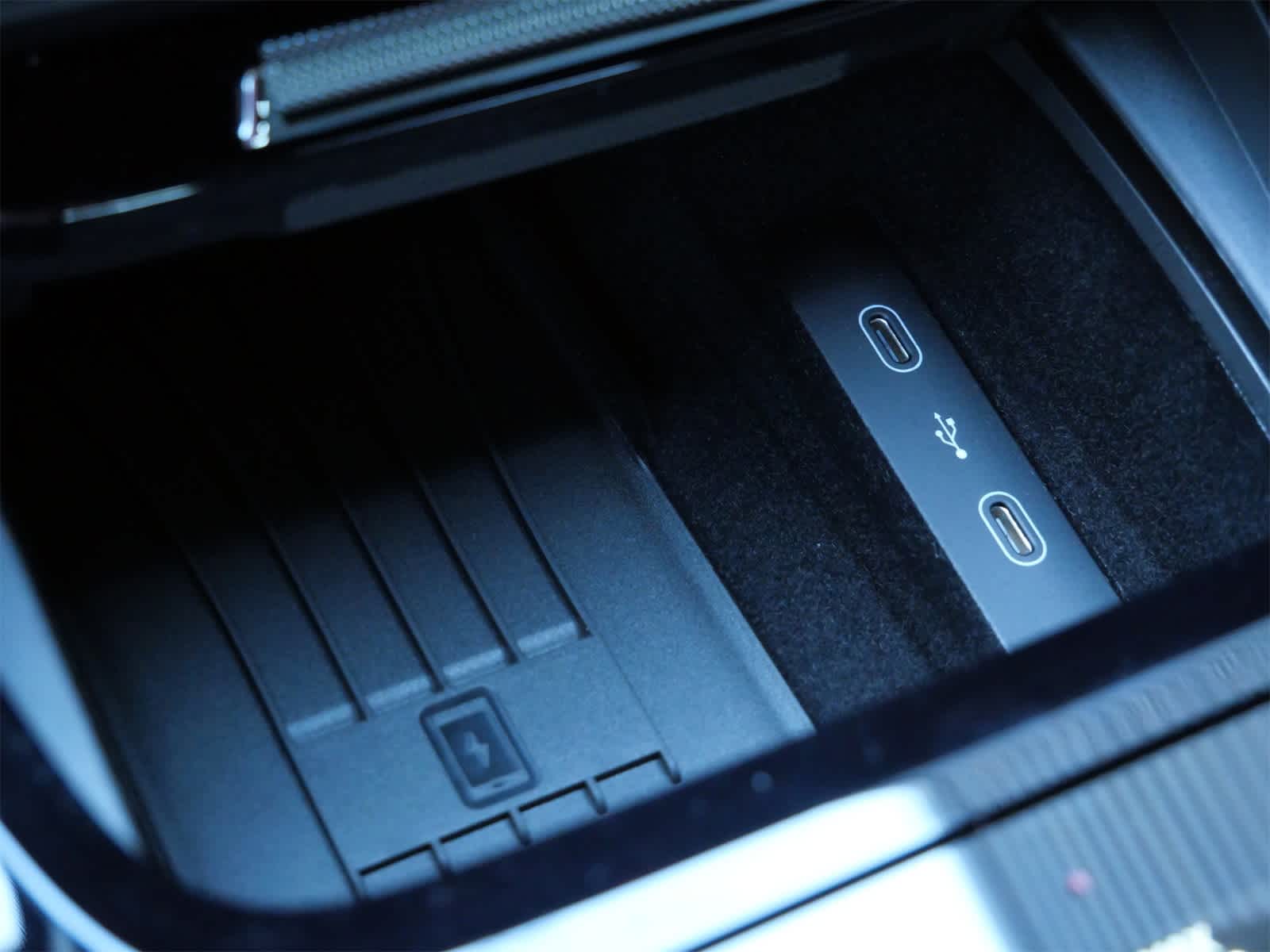 Thumbnail: 2026 Porsche Cayenne - 16