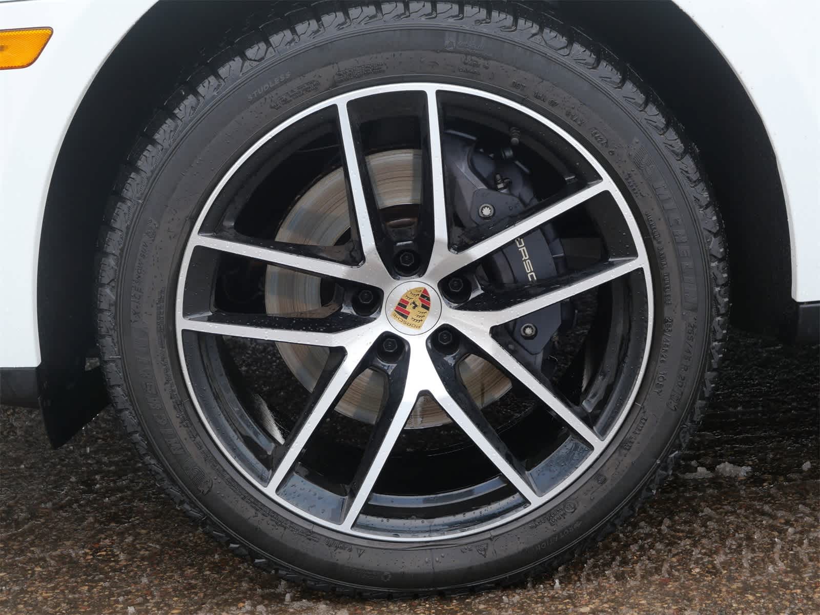 Thumbnail: 2024 Porsche Macan - 7