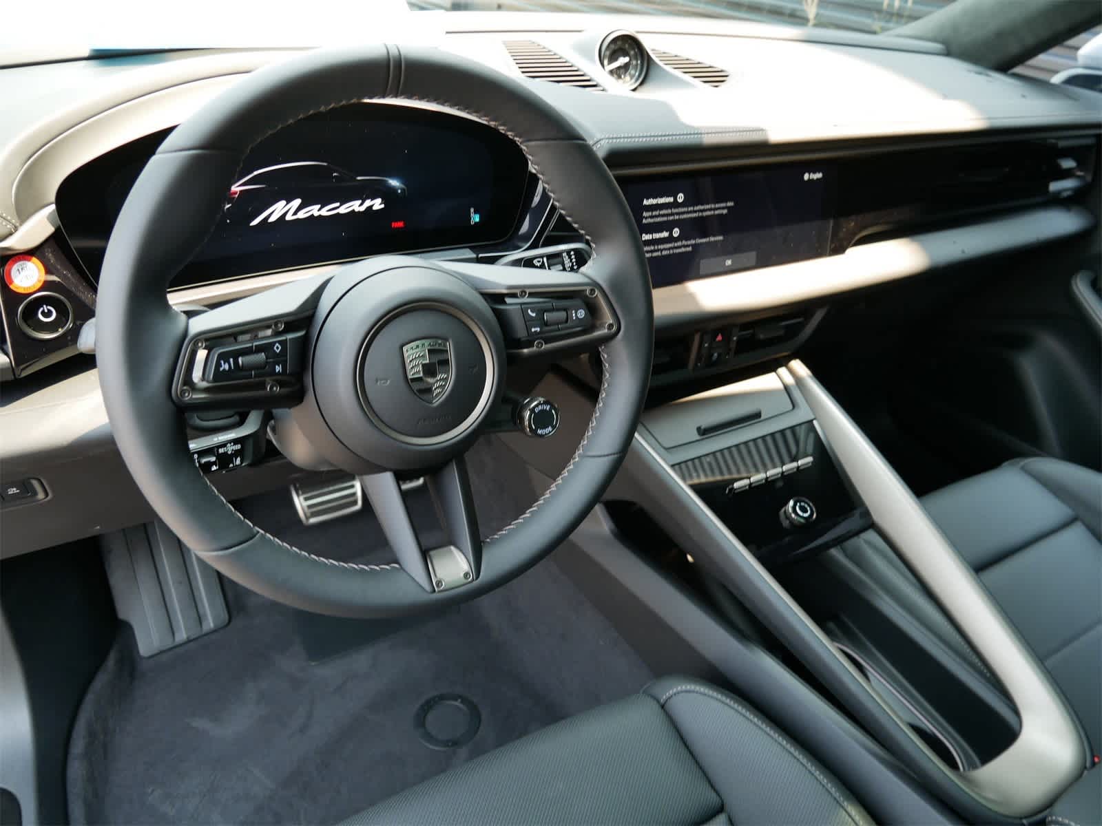Thumbnail: 2025 Porsche Macan - 4