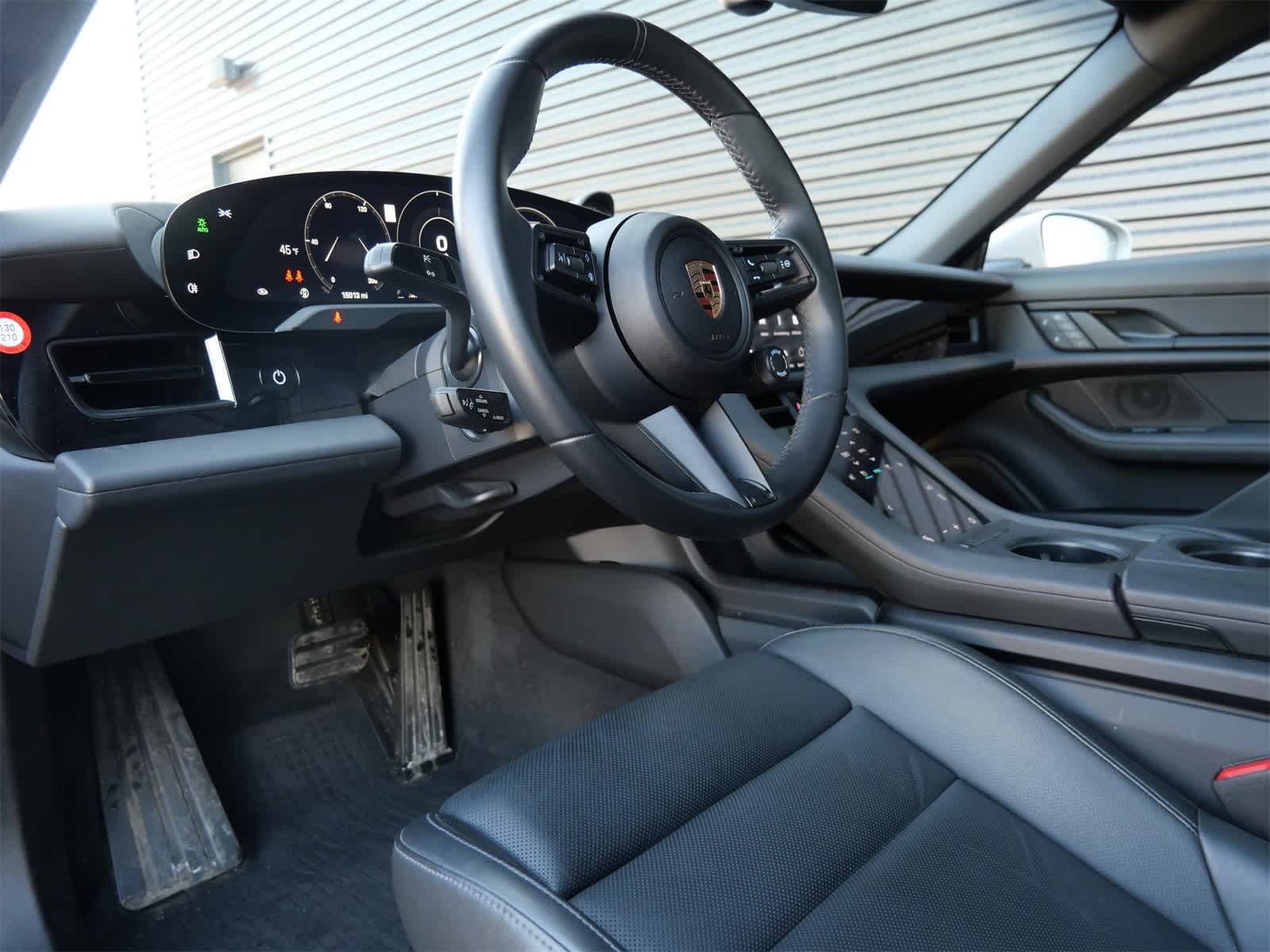 Thumbnail: 2024 Porsche Taycan - 4