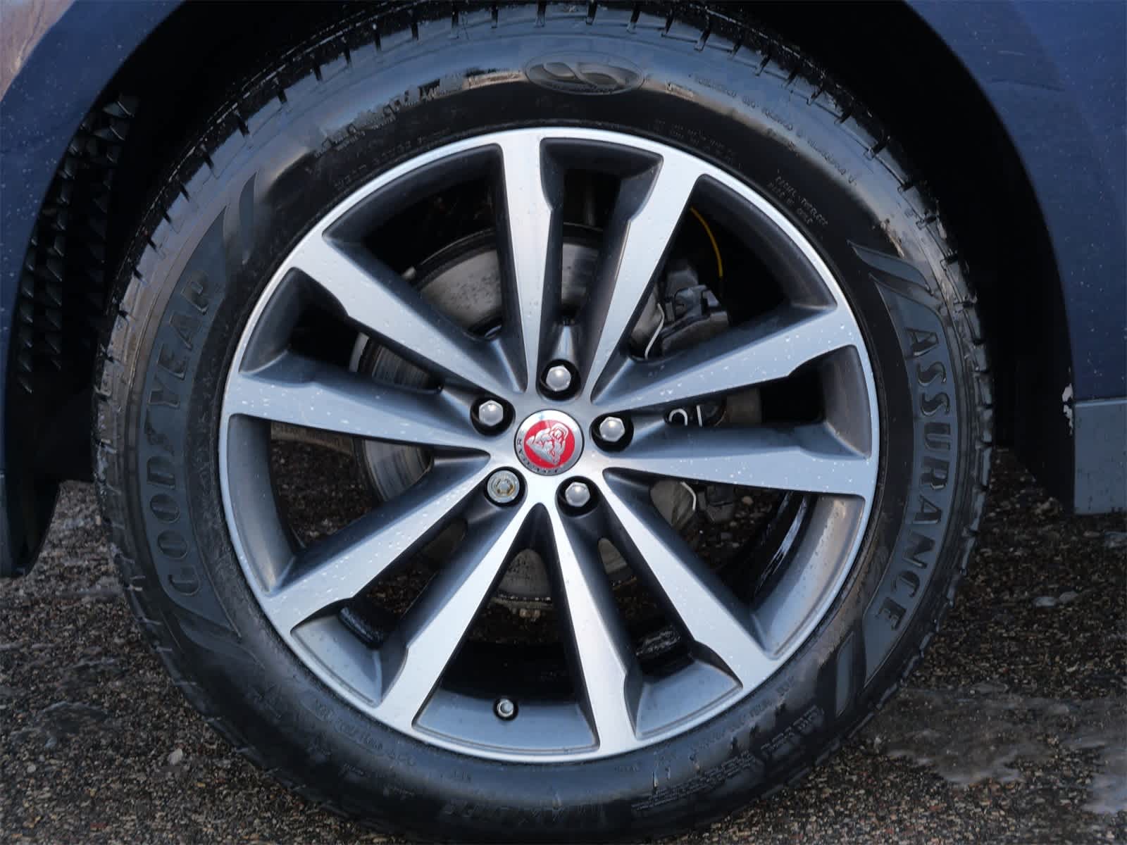 Thumbnail: 2018 Jaguar F-Pace - 7