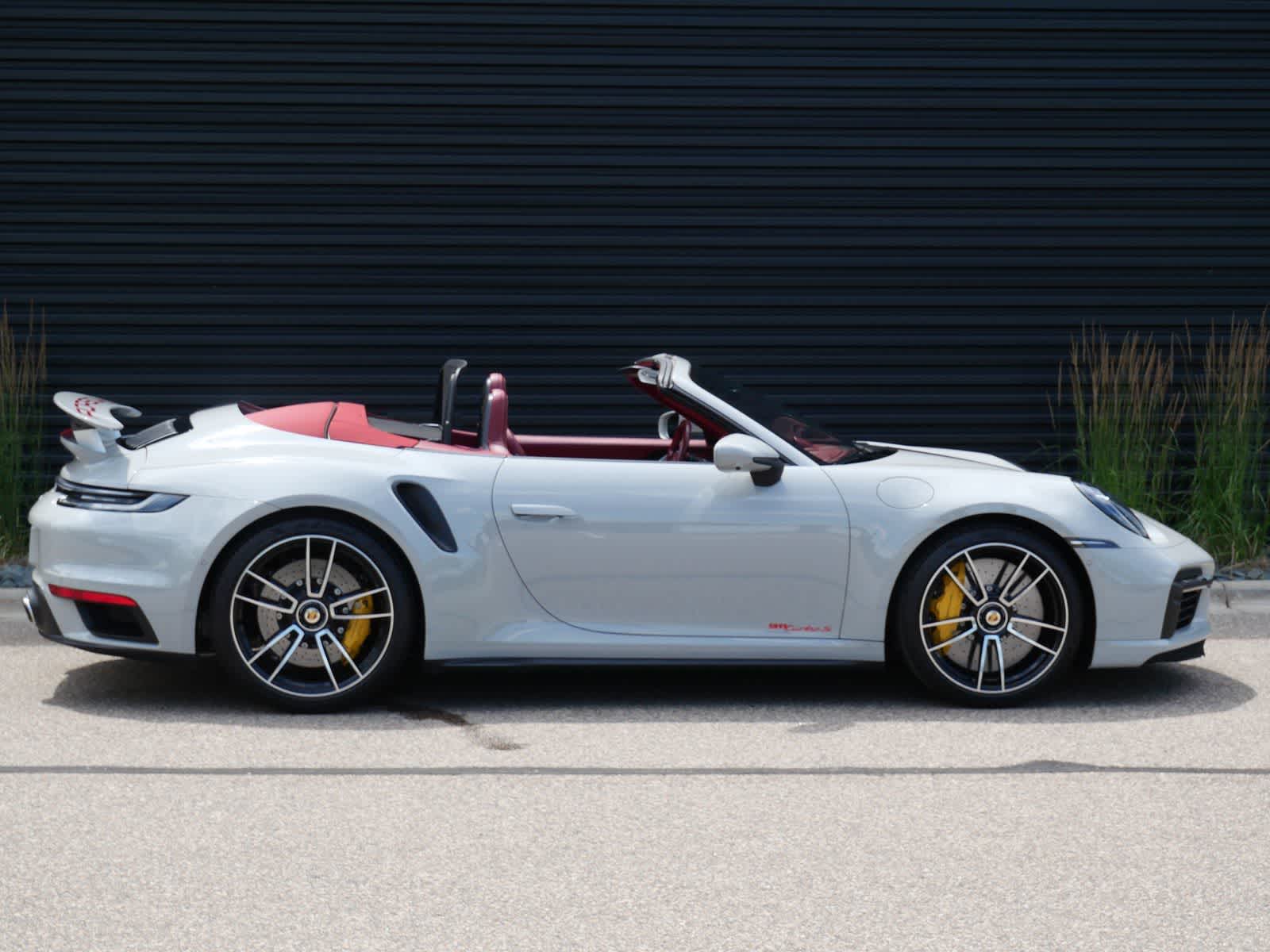 Thumbnail: 2023 Porsche 911 - 27