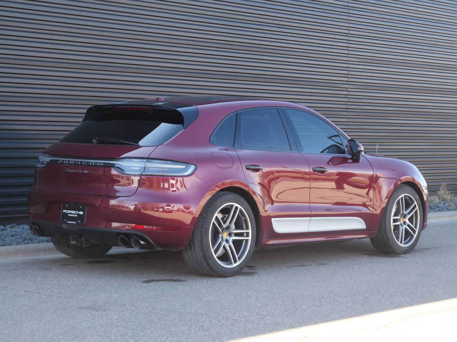 Thumbnail: 2021 Porsche Macan - 25