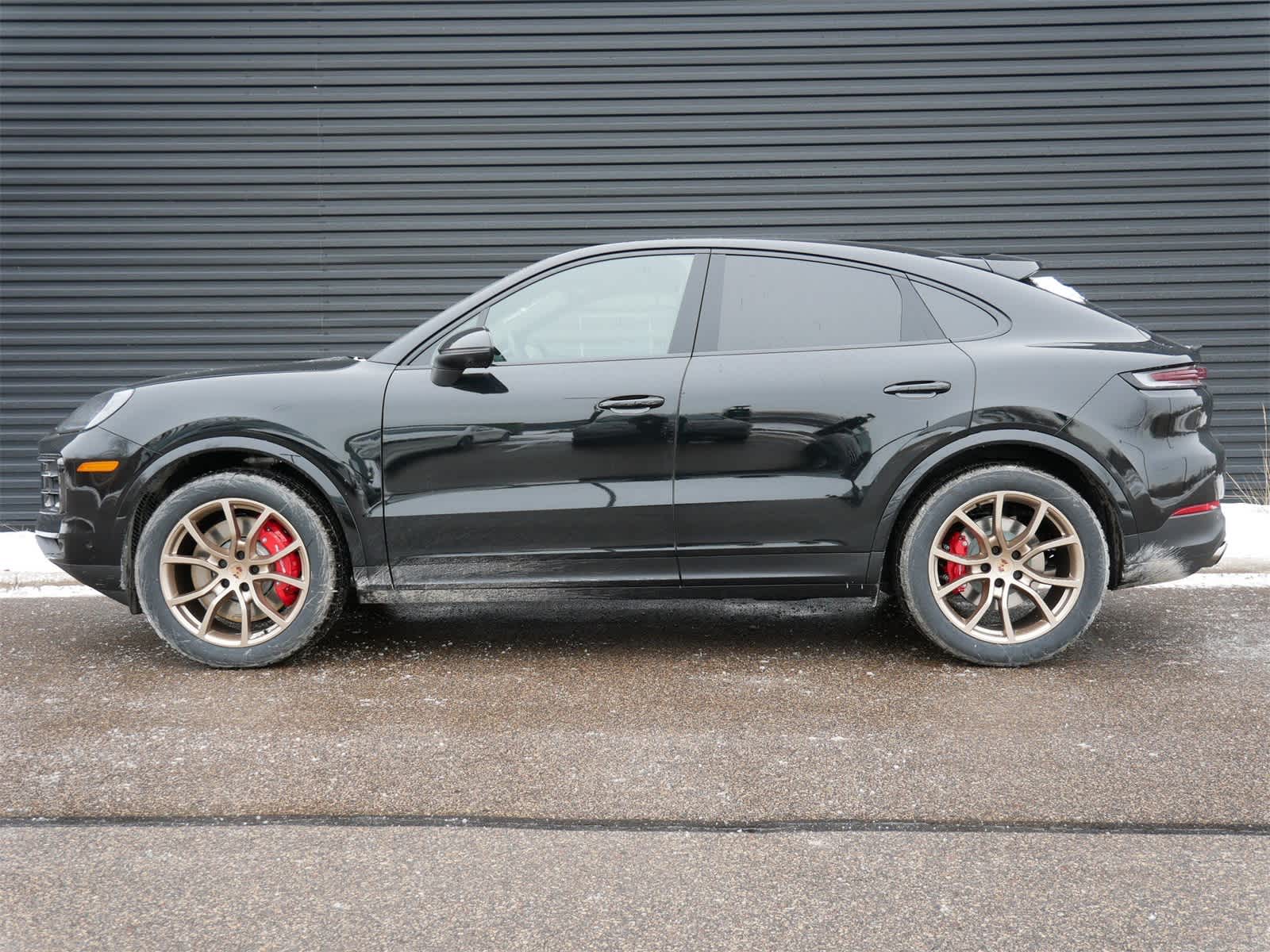 Thumbnail: 2026 Porsche Cayenne - 2