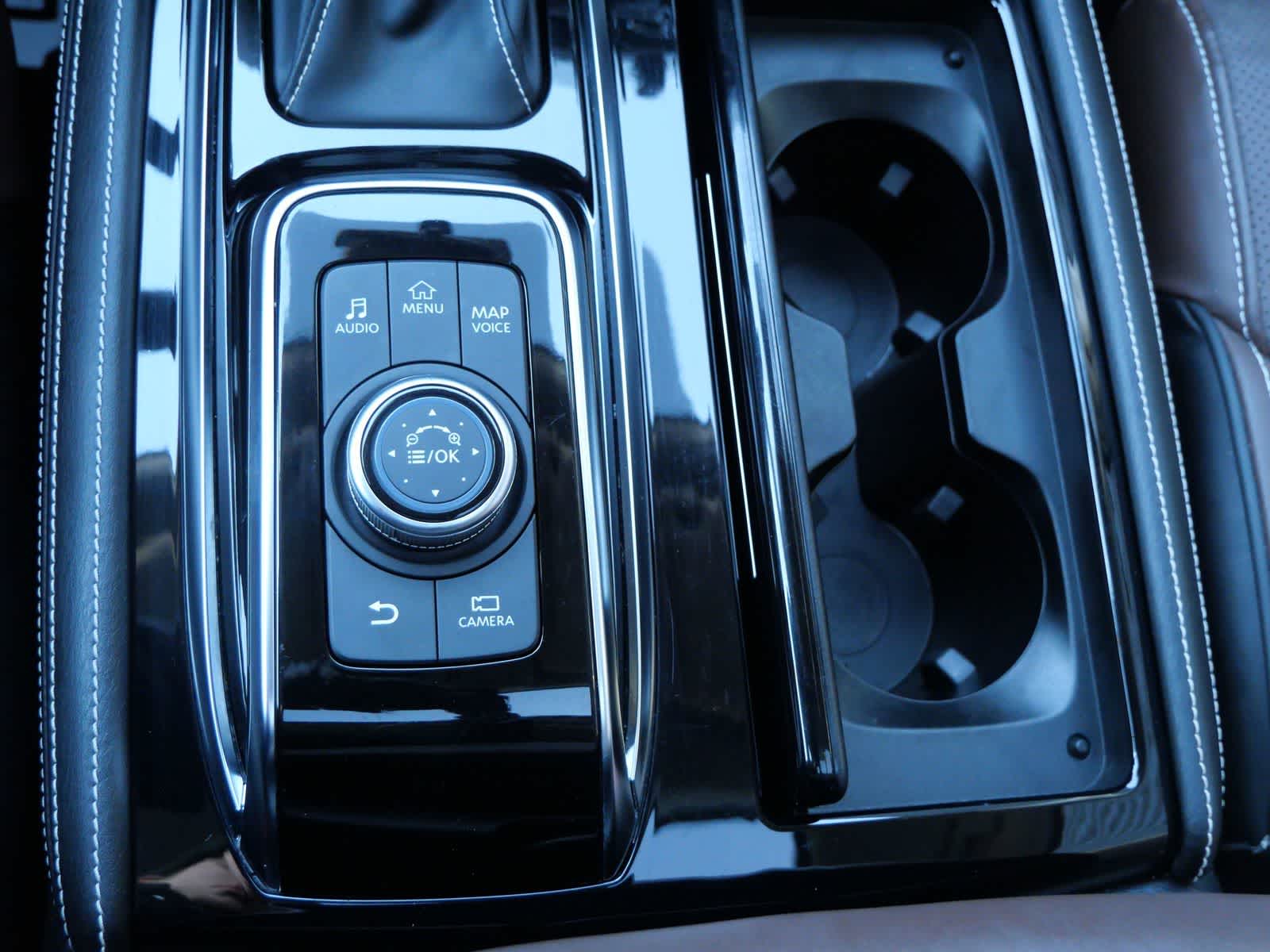 Thumbnail: 2023 INFINITI QX80 - 17