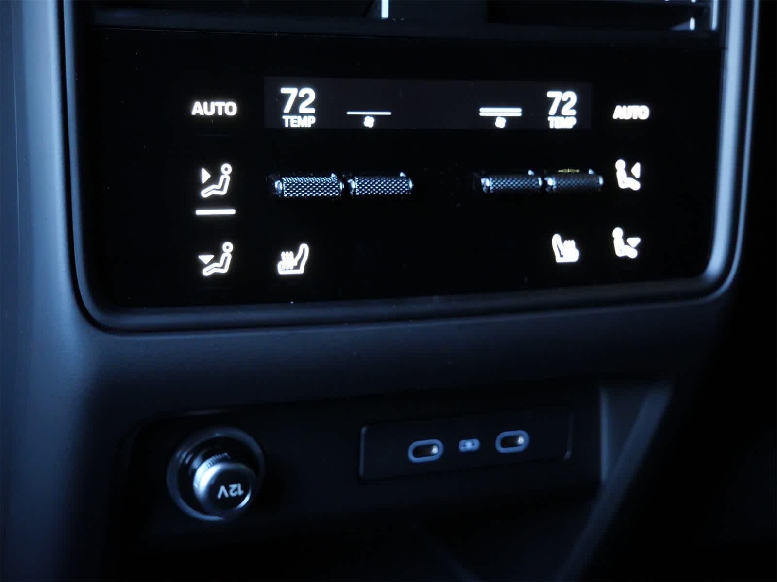 Thumbnail: 2026 Porsche Cayenne - 10