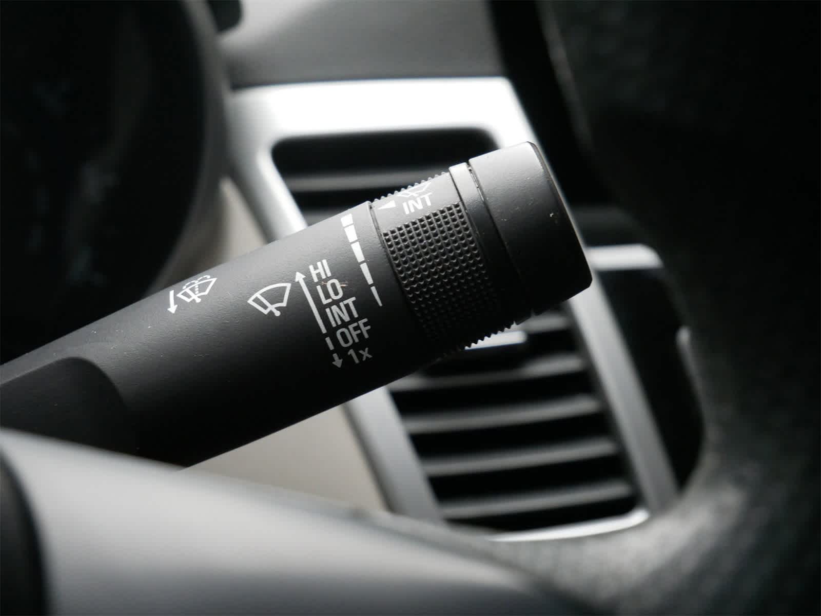 Thumbnail: 2015 Chevrolet Cruze - 18