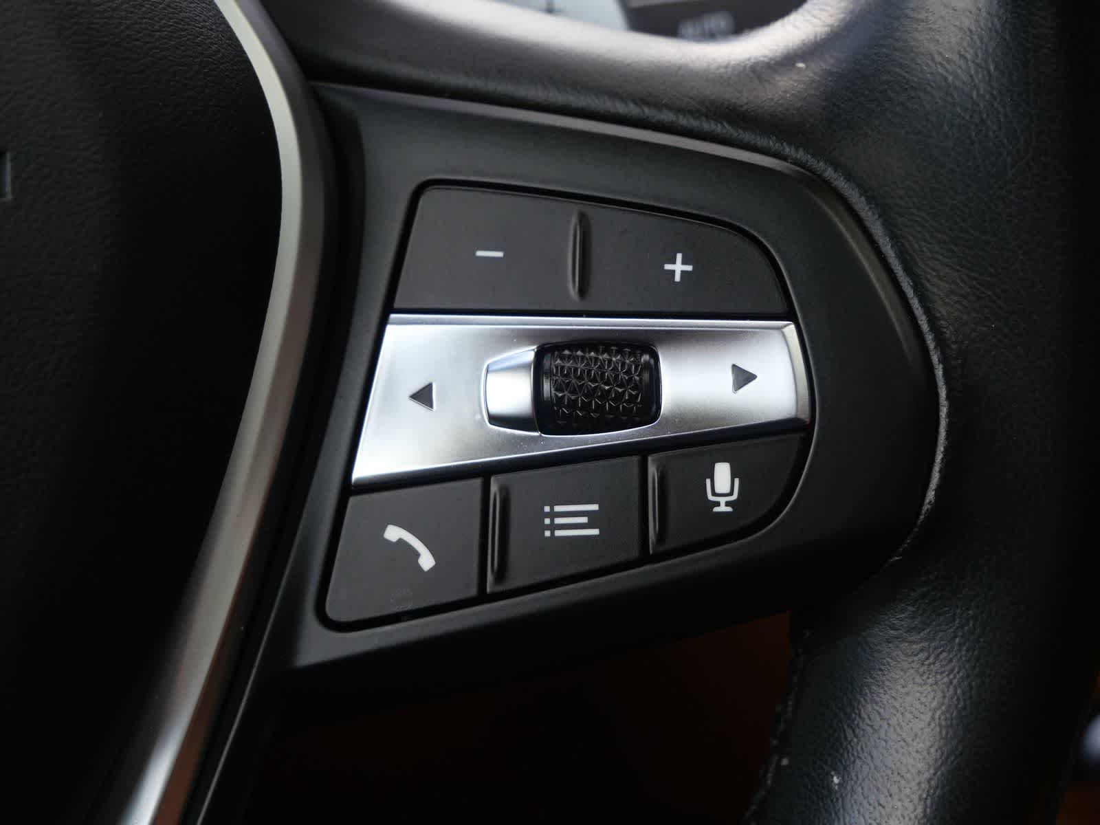 Thumbnail: 2023 BMW 3 Series - 16