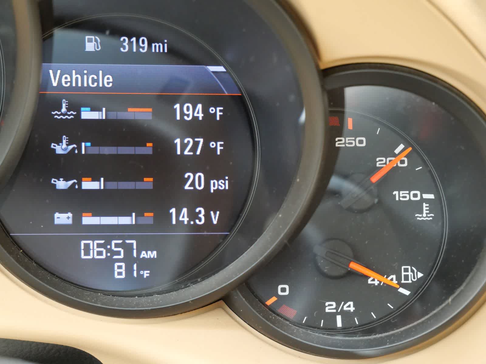 Thumbnail: 2014 Porsche 911 - 22
