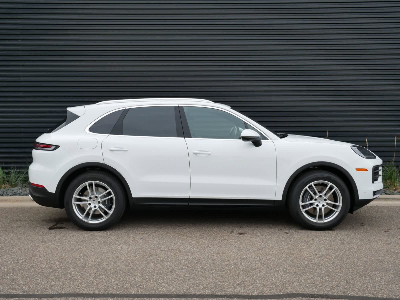 Thumbnail: 2026 Porsche Cayenne - 24