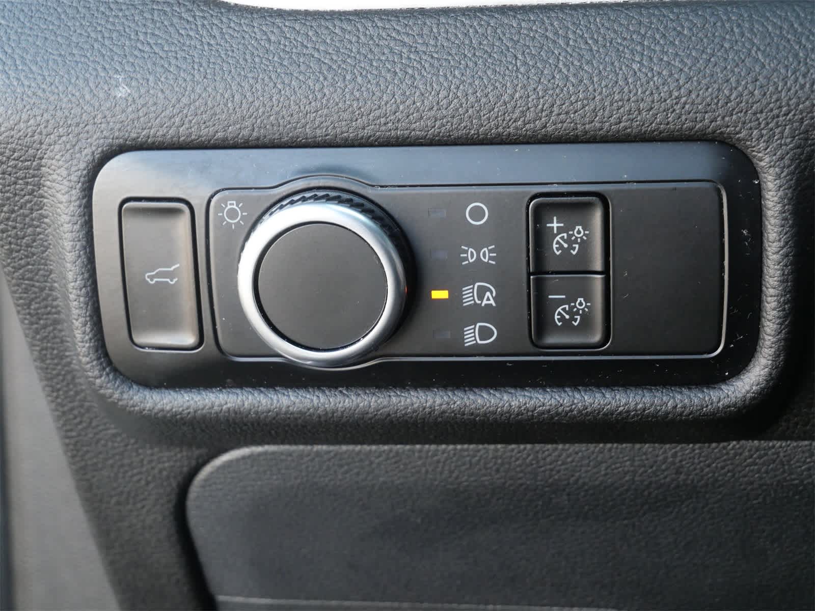 Thumbnail: 2024 Ford Explorer - 16