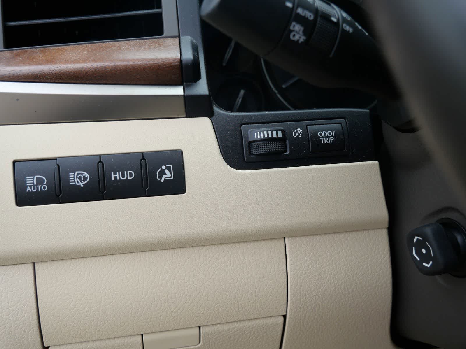 Thumbnail: 2021 Lexus LX - 15
