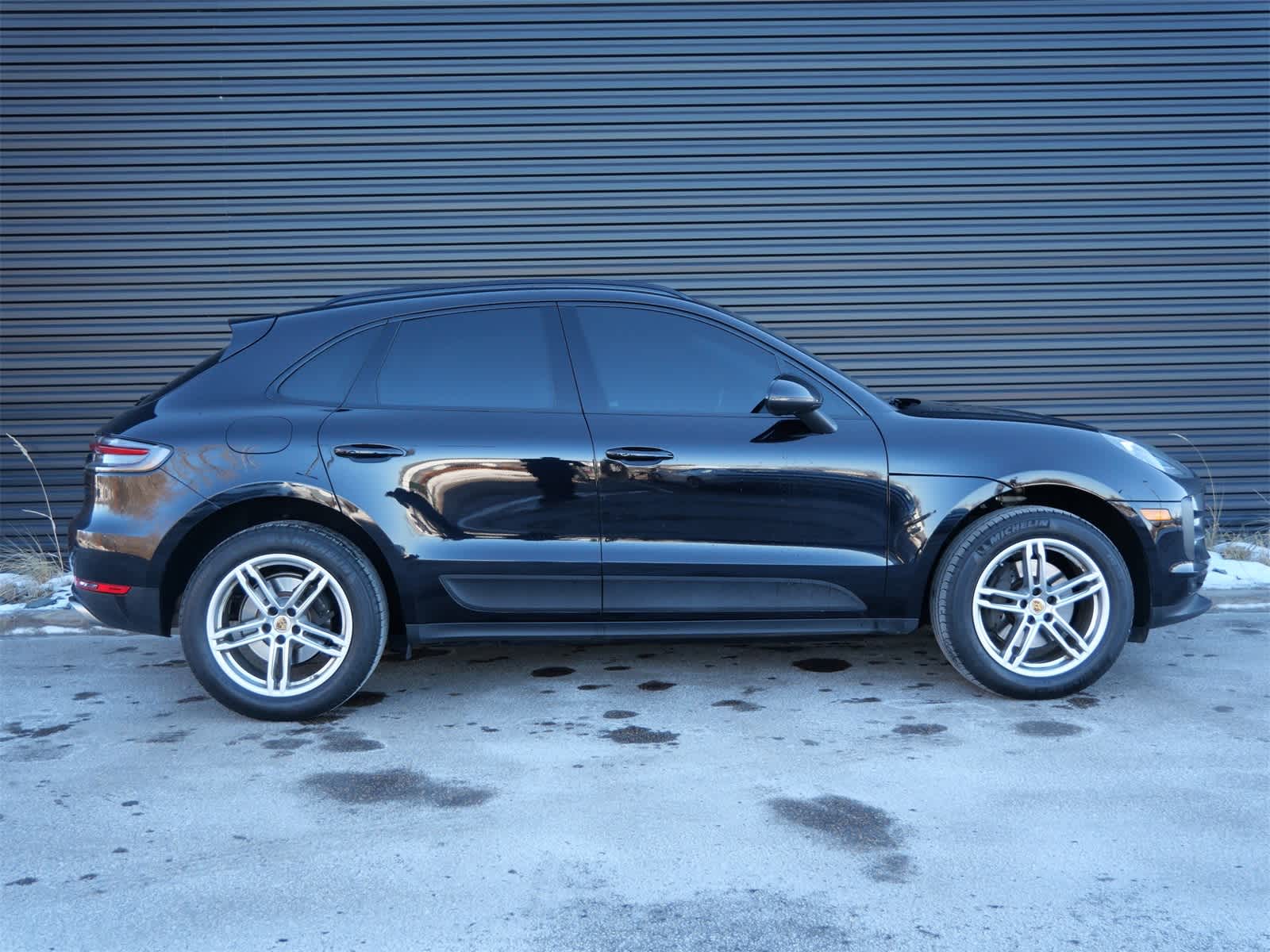 Thumbnail: 2020 Porsche Macan - 26