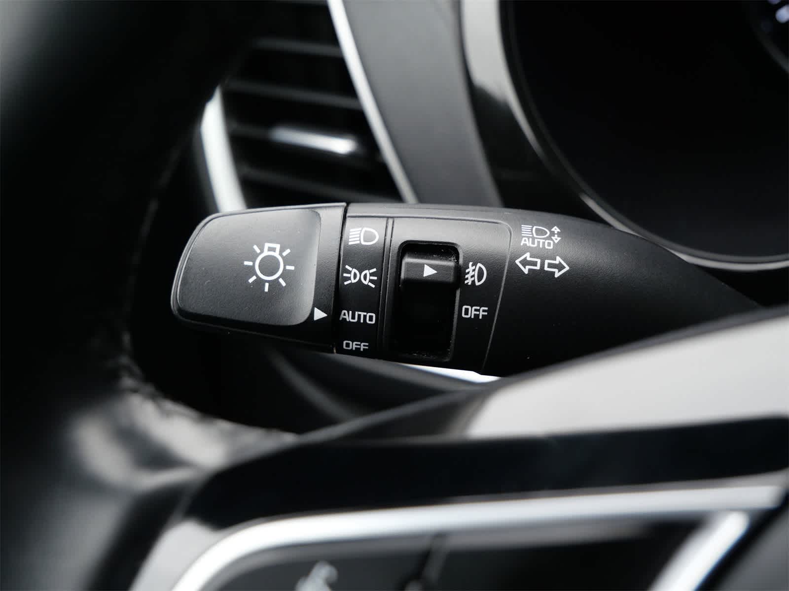 Thumbnail: 2021 Kia Seltos - 10