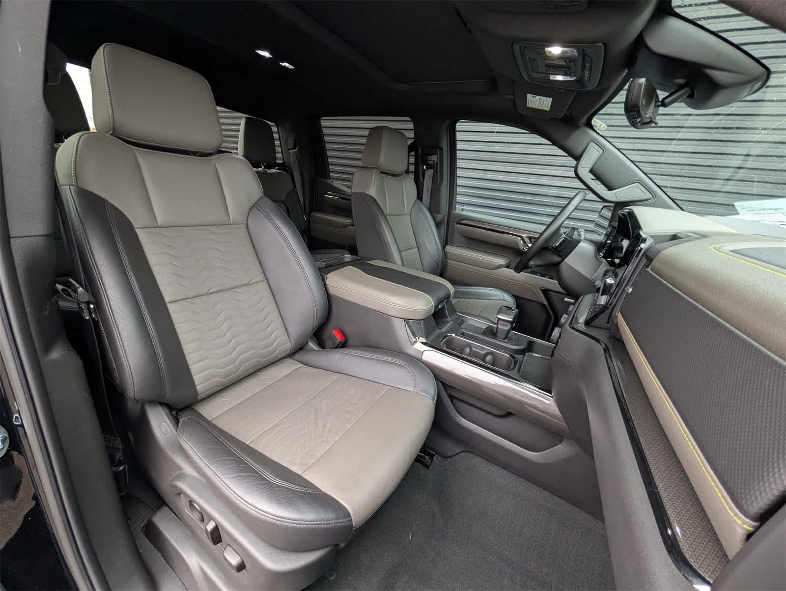 Thumbnail: 2023 Chevrolet Silverado 1500 - 24