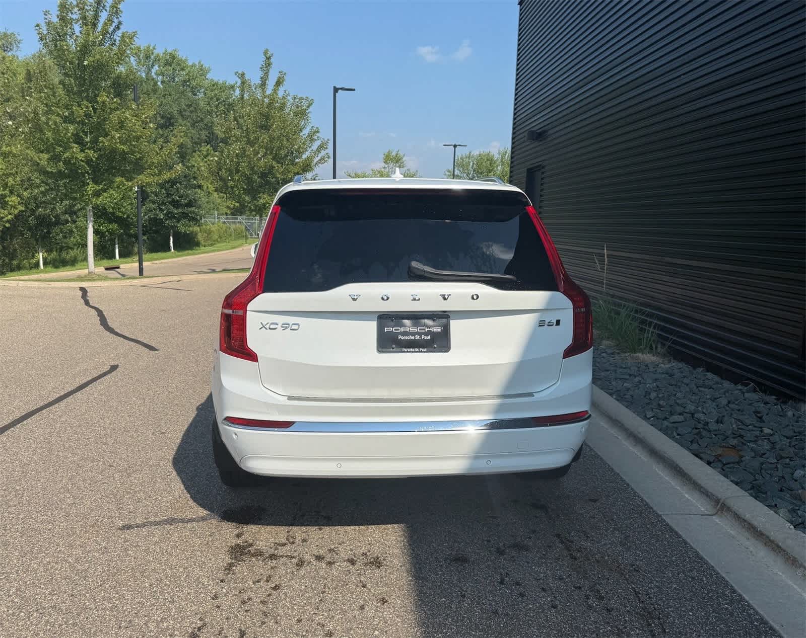 Thumbnail: 2023 Volvo XC90 - 8