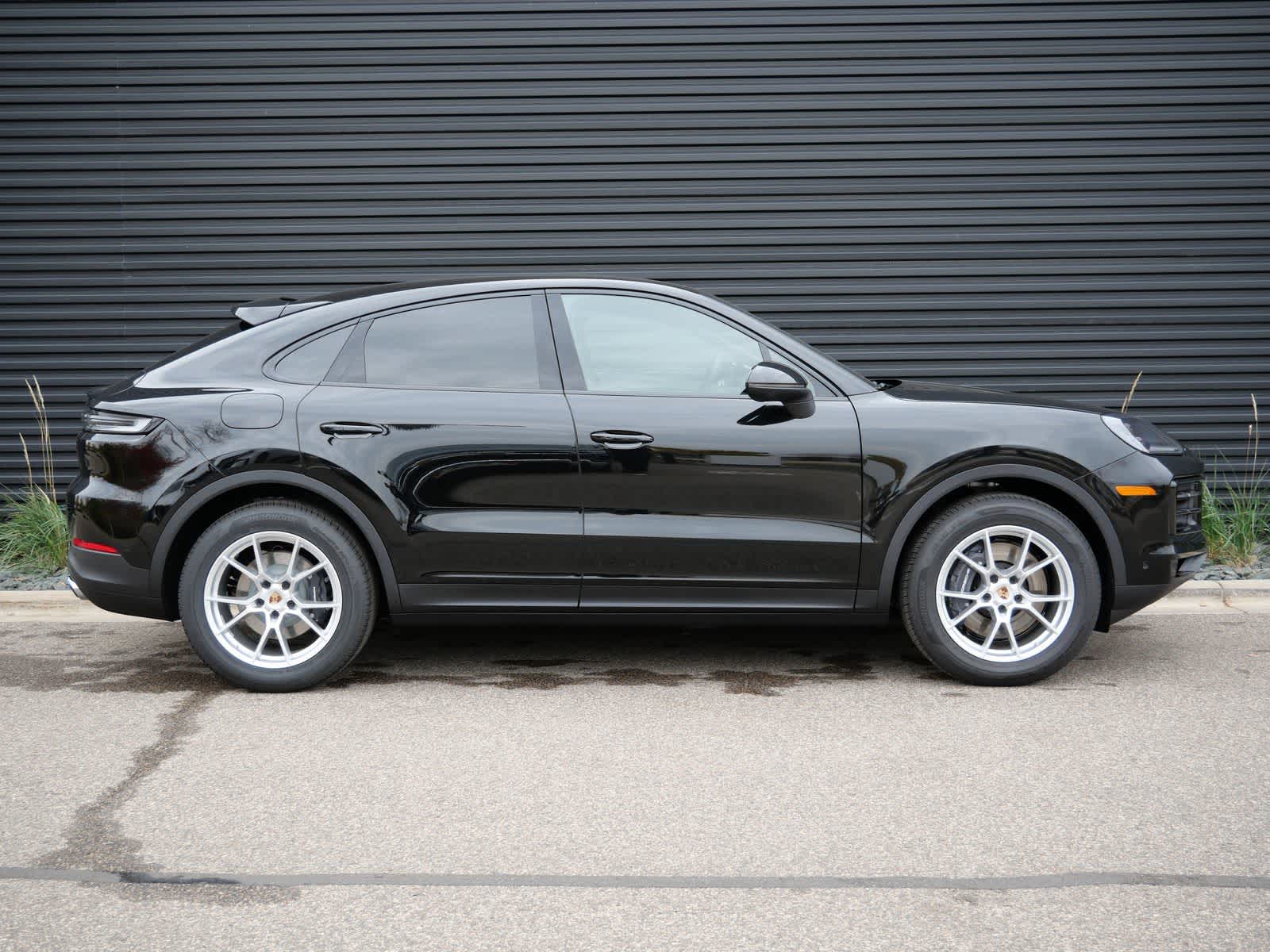 Thumbnail: 2026 Porsche Cayenne - 27