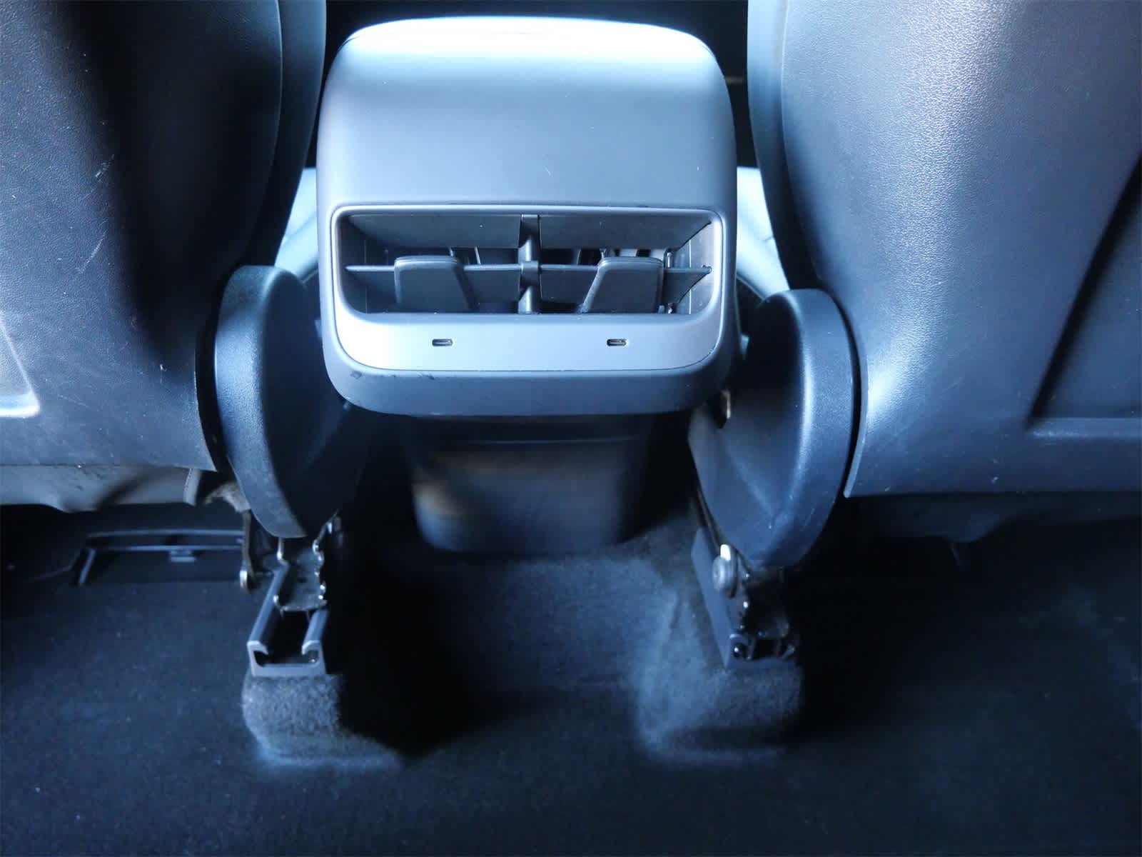 Thumbnail: 2022 Tesla Model Y - 15