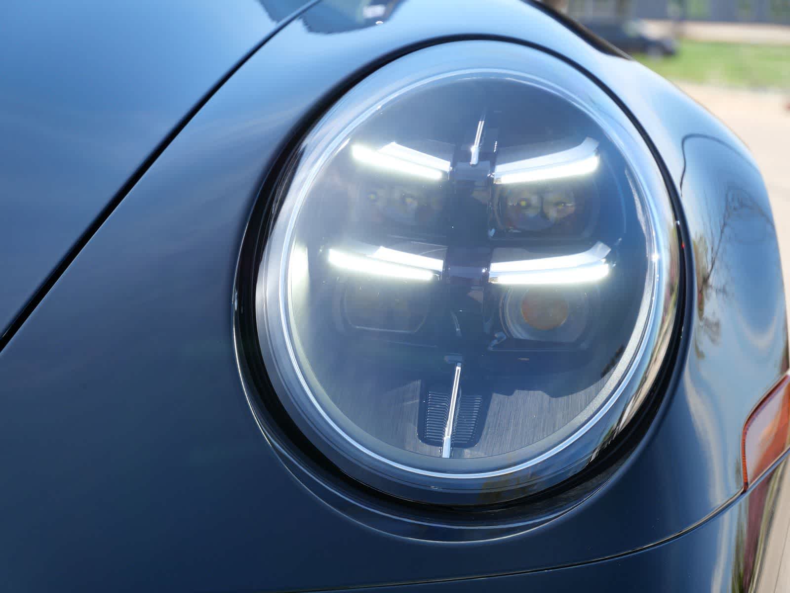 Thumbnail: 2026 Porsche 911 - 6